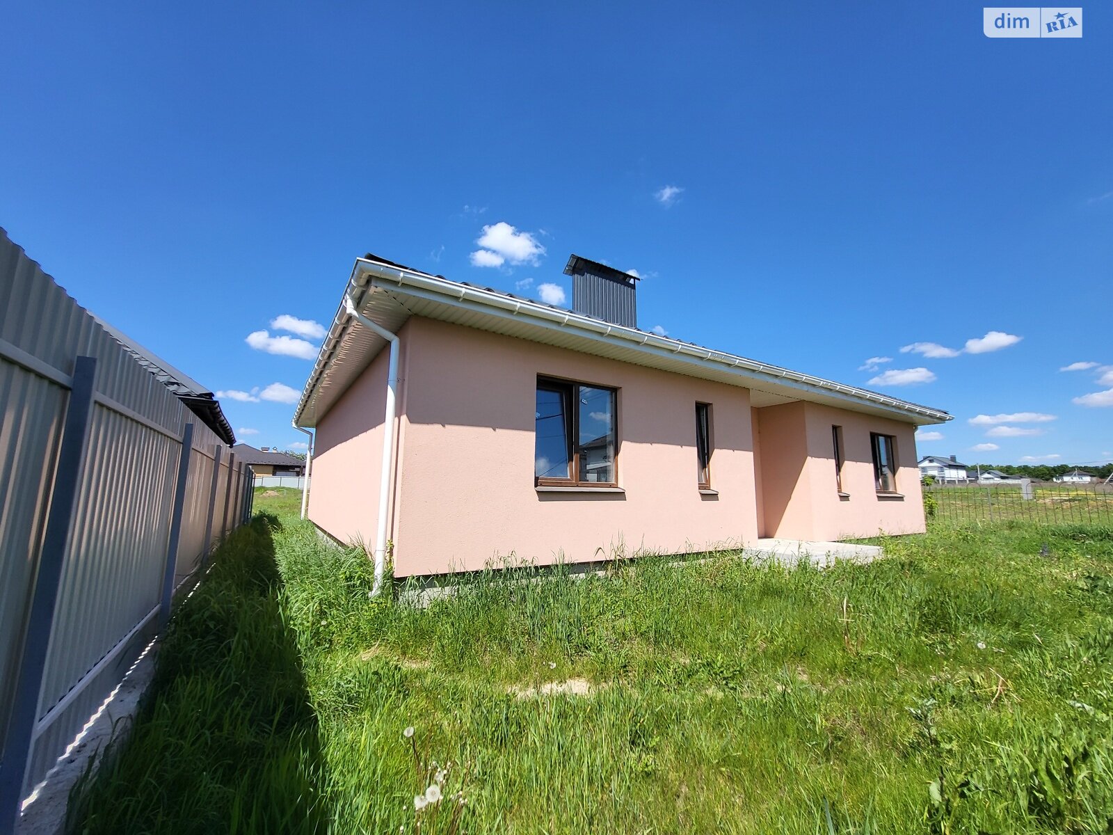 одноэтажный дом, 110 кв. м, кирпич. Продажа в Шкуринцах фото 1 одноэтажный дом, 110 кв. м, кирпич. Продажа в Шкуринцах фото 1