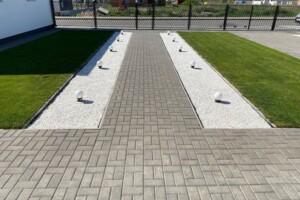 одноэтажный дом с гаражом, 135 кв. м, кирпич. Продажа в Прибужскому фото 2