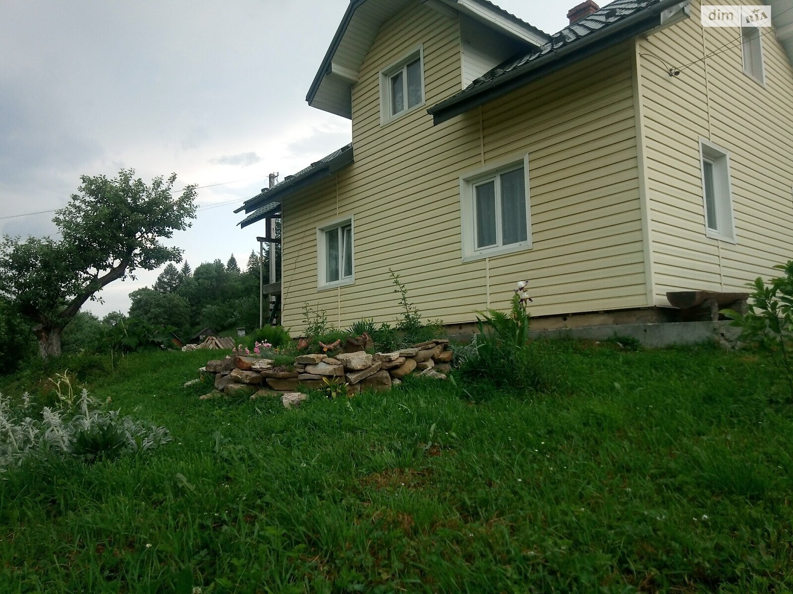 двоповерховий будинок з верандою, 100 кв. м, дерево та цегла. Продаж у Східниці фото 1 двоповерховий будинок з верандою, 100 кв. м, дерево та цегла. Продаж у Східниці фото 1