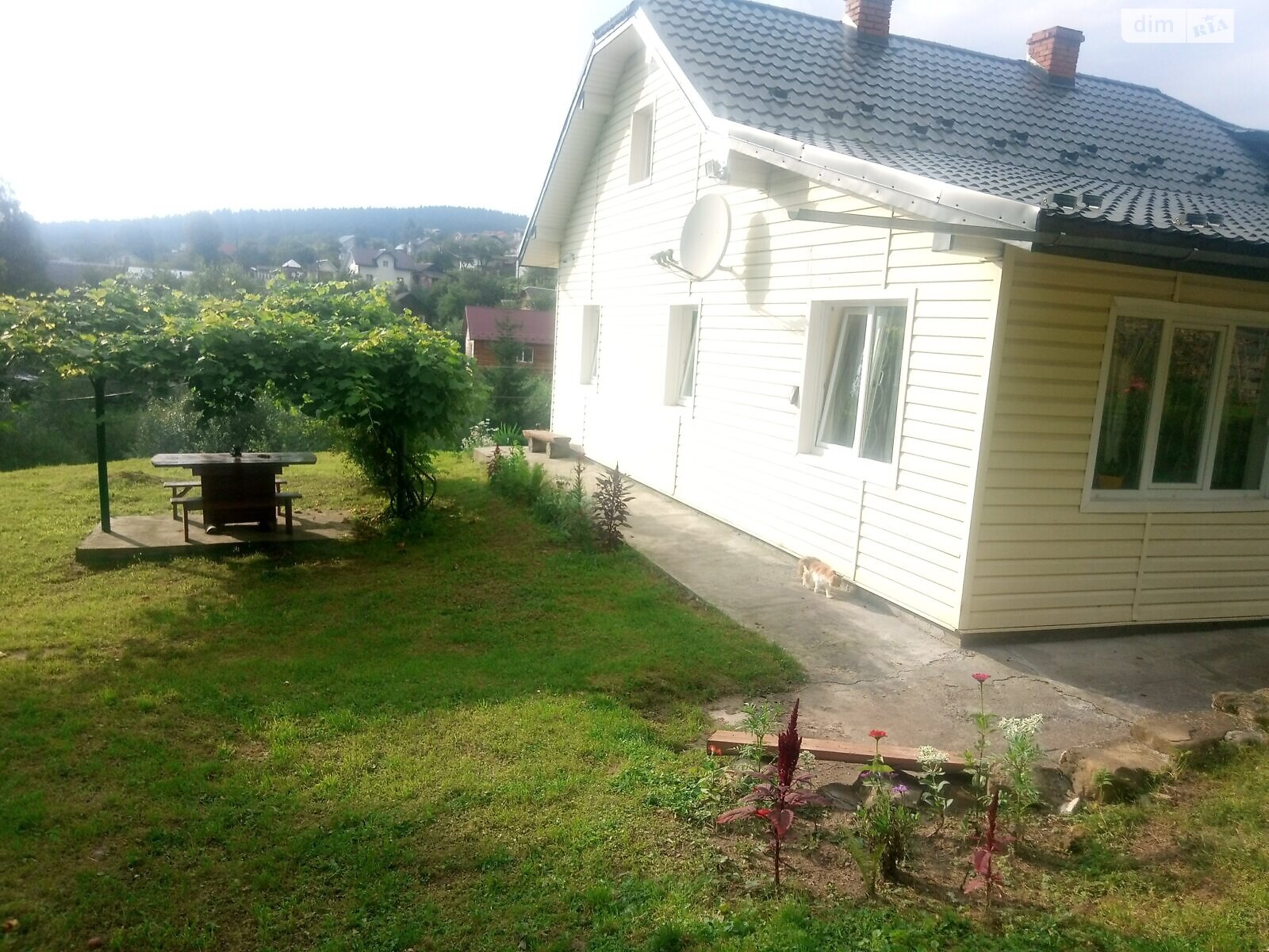 двоповерховий будинок з верандою, 100 кв. м, дерево та цегла. Продаж у Східниці фото 1 двоповерховий будинок з верандою, 100 кв. м, дерево та цегла. Продаж у Східниці фото 1