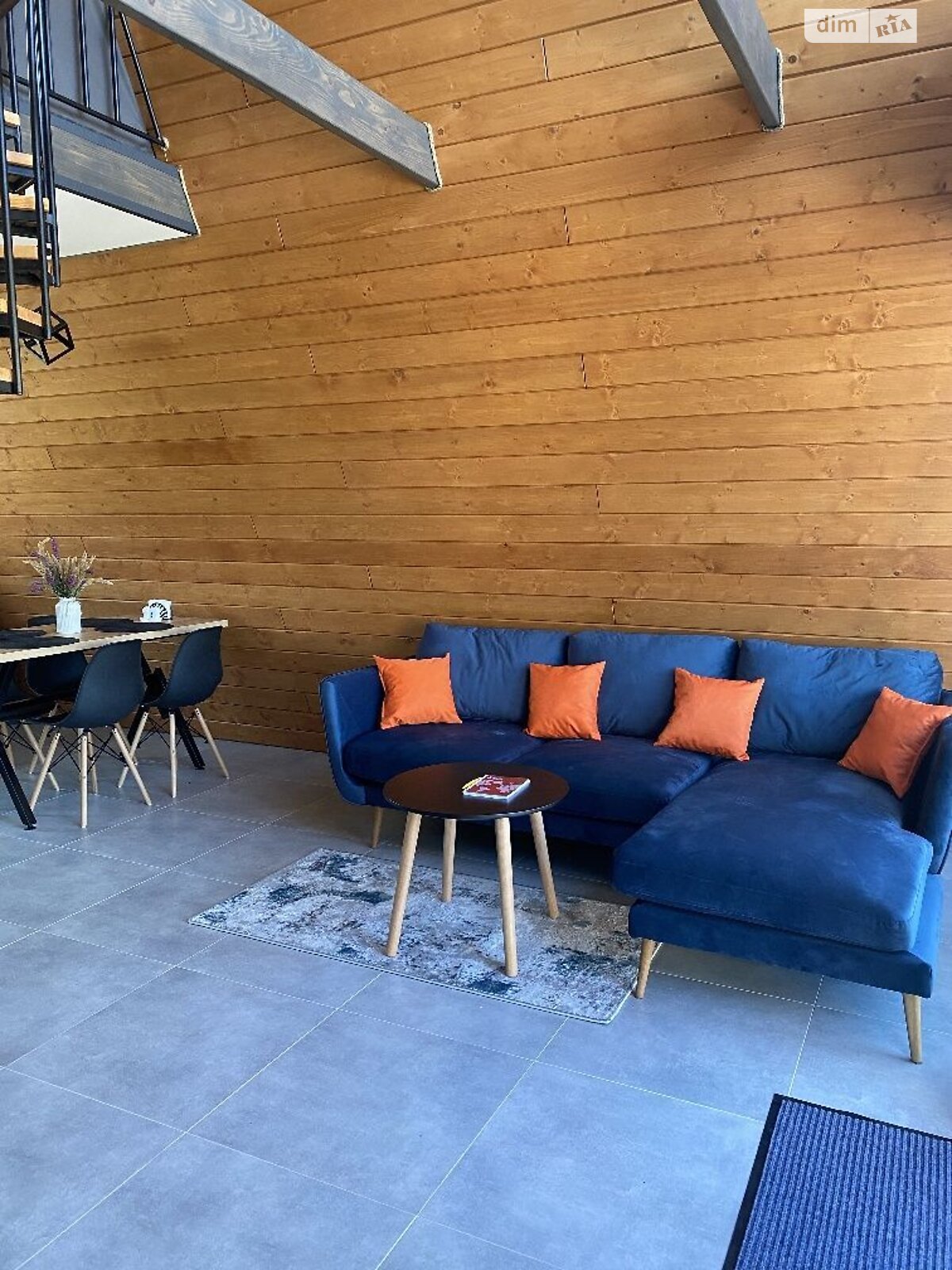 двухэтажный дом, 330 кв. м, кирпич. Продажа в Сходнице фото 1