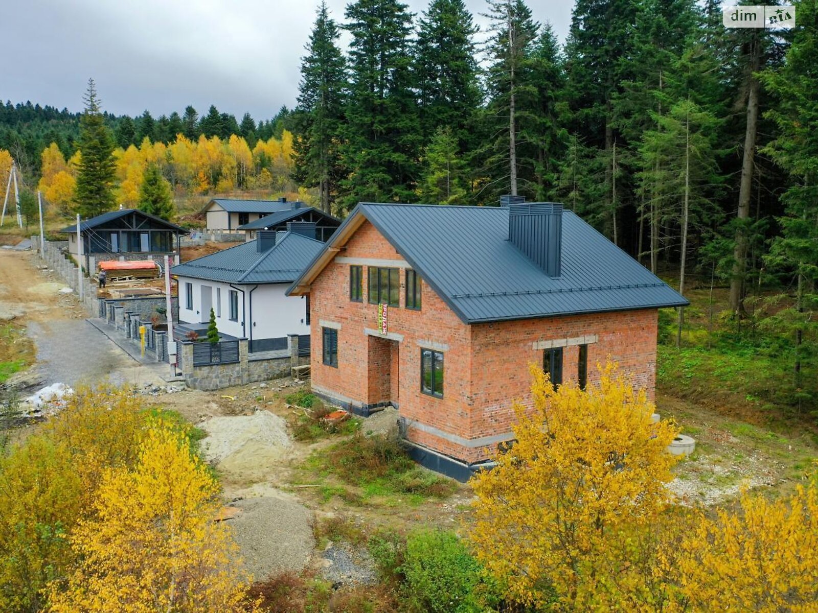 одноэтажный дом, 216.3 кв. м, кирпич. Продажа в Сходнице фото 1 одноэтажный дом, 216.3 кв. м, кирпич. Продажа в Сходнице фото 1