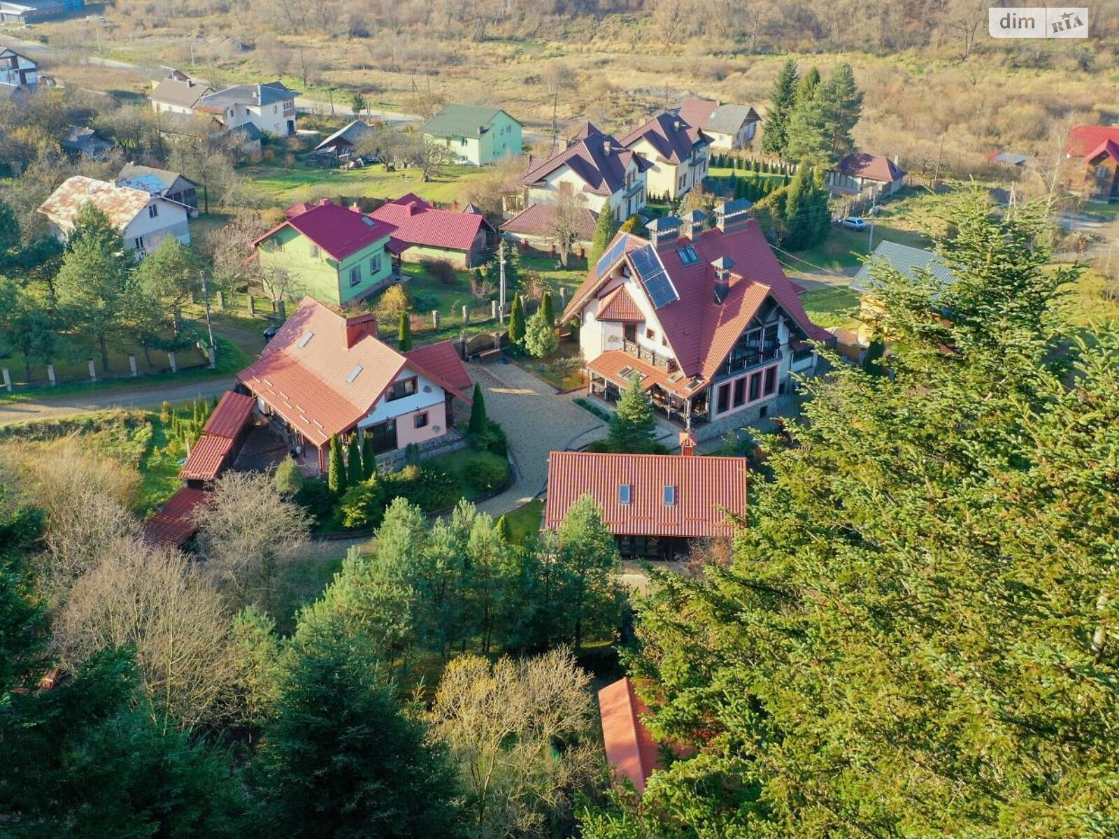 триповерховий будинок з верандою, 298.7 кв. м, цегла. Продаж у Східниці фото 1