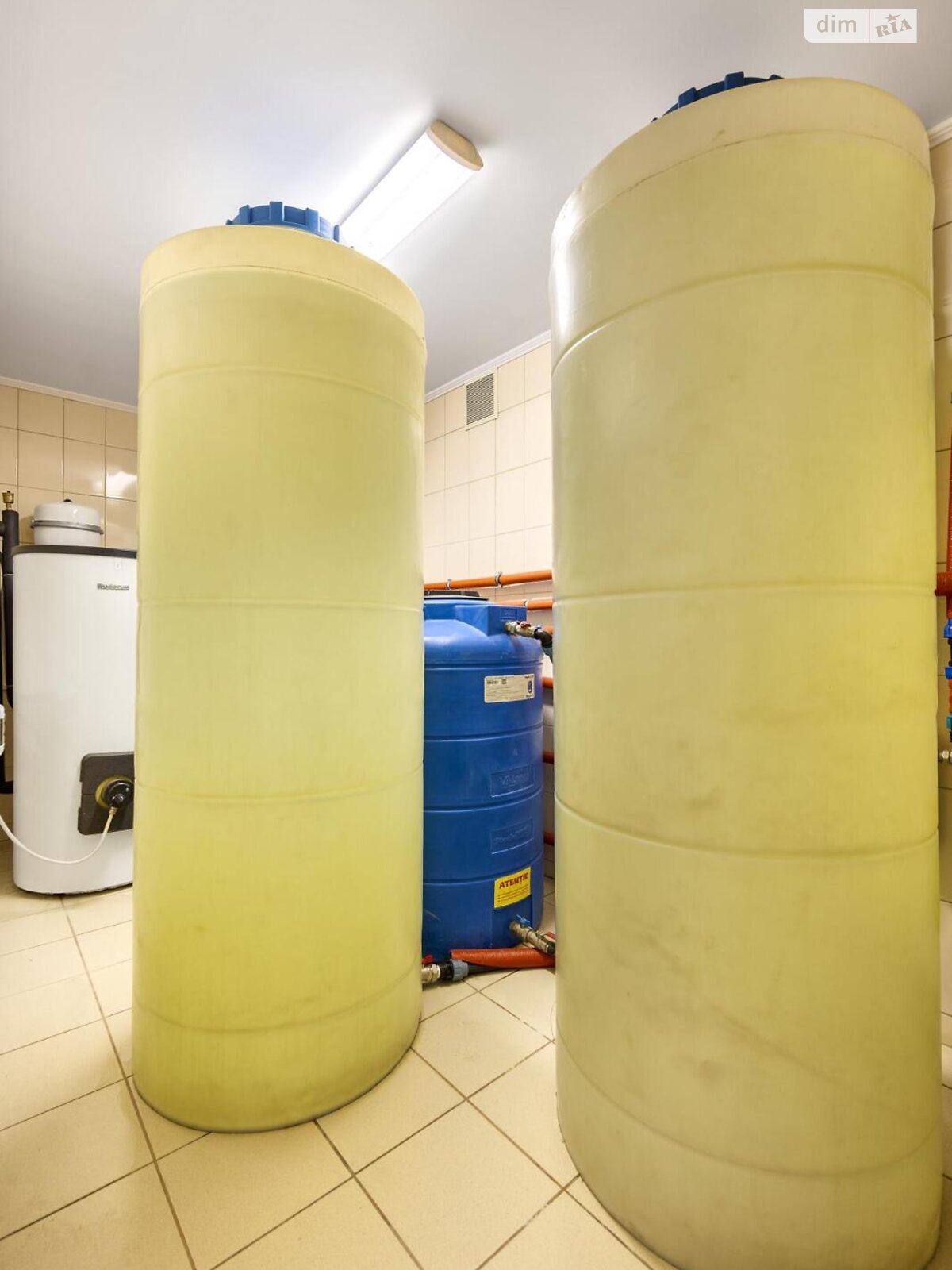 триповерховий будинок з верандою, 298.7 кв. м, цегла. Продаж у Східниці фото 1