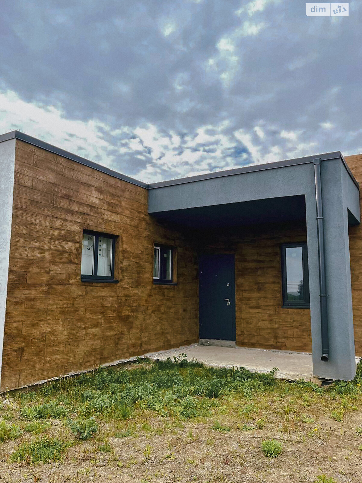 одноэтажный дом с гаражом, 130 кв. м, газобетон. Продажа в Шпанове фото 1 одноэтажный дом с гаражом, 130 кв. м, газобетон. Продажа в Шпанове фото 1