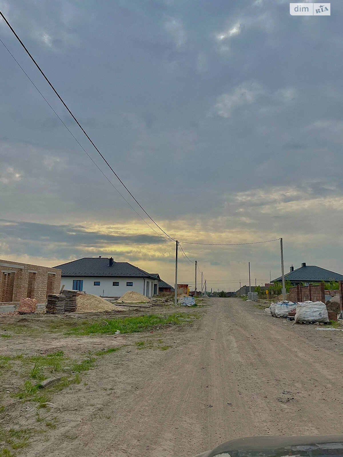 одноэтажный дом с гаражом, 130 кв. м, газобетон. Продажа в Шпанове фото 1 одноэтажный дом с гаражом, 130 кв. м, газобетон. Продажа в Шпанове фото 1