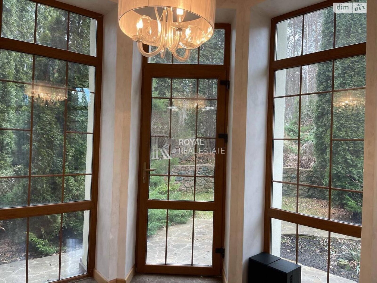 трехэтажный дом с балконом, 598.7 кв. м, кирпич. Продажа в Шпитьках фото 1 трехэтажный дом с балконом, 598.7 кв. м, кирпич. Продажа в Шпитьках фото 1