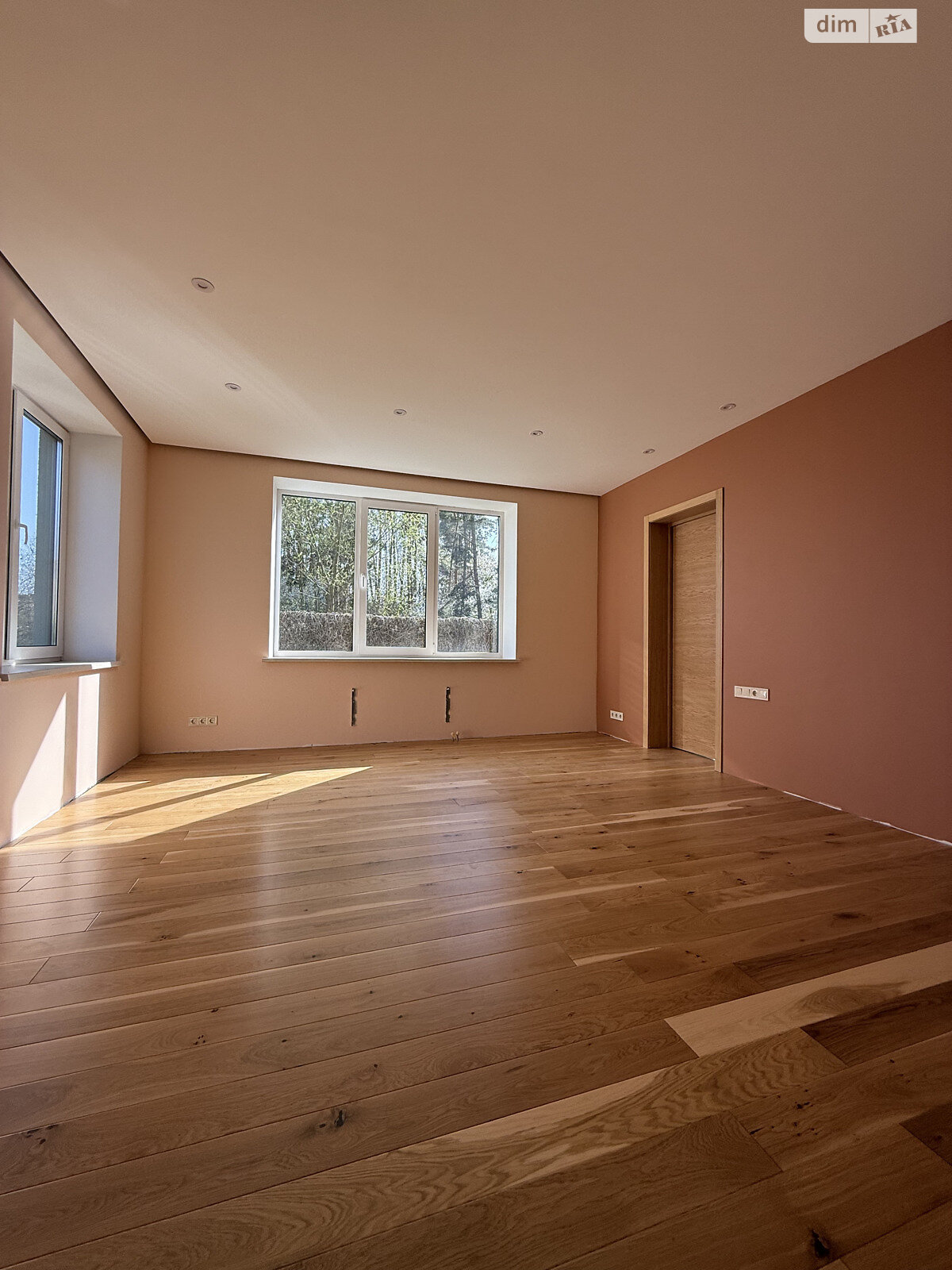 двоповерховий будинок з гаражем, 480 кв. м, ракушняк. Продаж у Шпитьках фото 1 двоповерховий будинок з гаражем, 480 кв. м, ракушняк. Продаж у Шпитьках фото 1