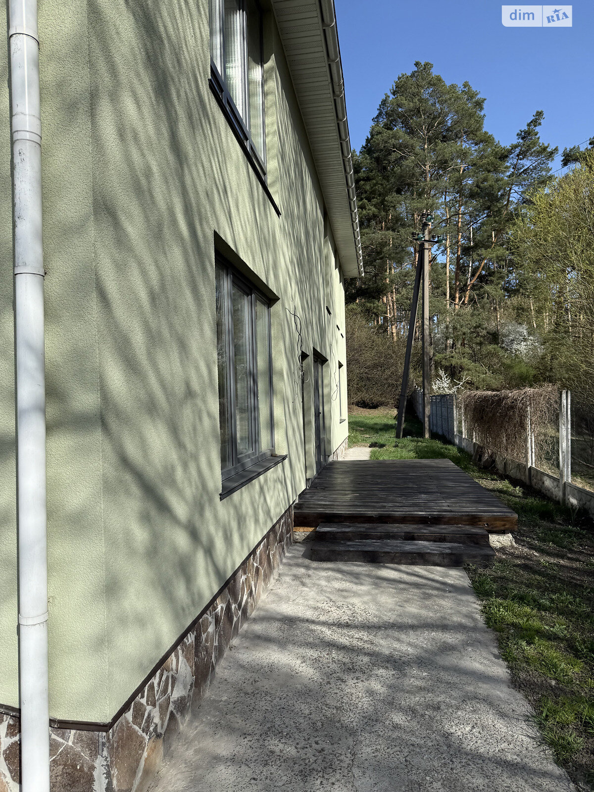двоповерховий будинок з гаражем, 480 кв. м, ракушняк. Продаж у Шпитьках фото 1 двоповерховий будинок з гаражем, 480 кв. м, ракушняк. Продаж у Шпитьках фото 1