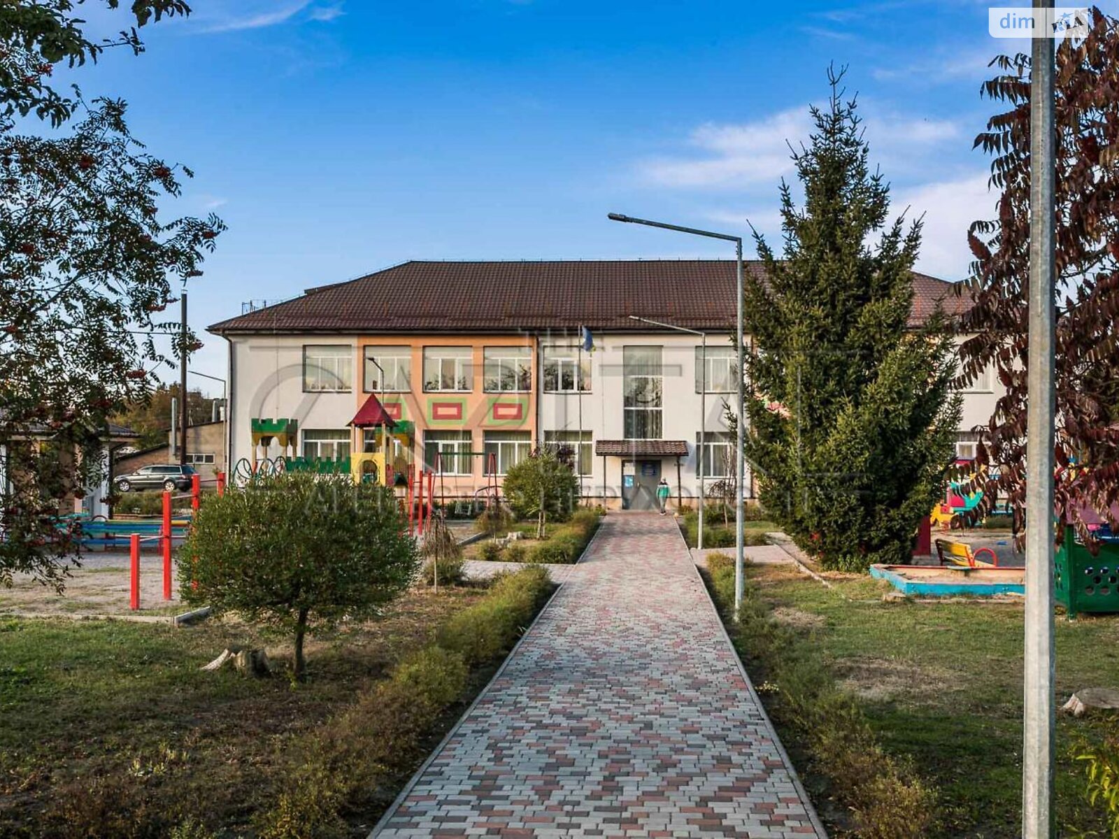 триповерховий будинок, 295 кв. м, кирпич. Продаж у Шпитьках фото 1