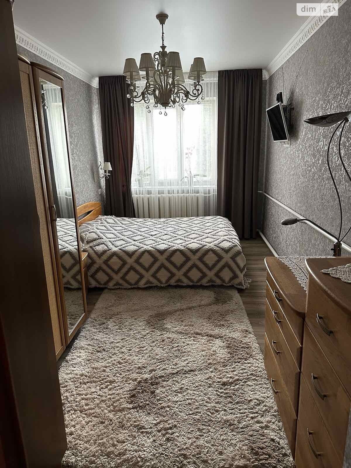 двухэтажный дом с верандой, 138 кв. м, кирпич. Продажа в Шполе фото 1