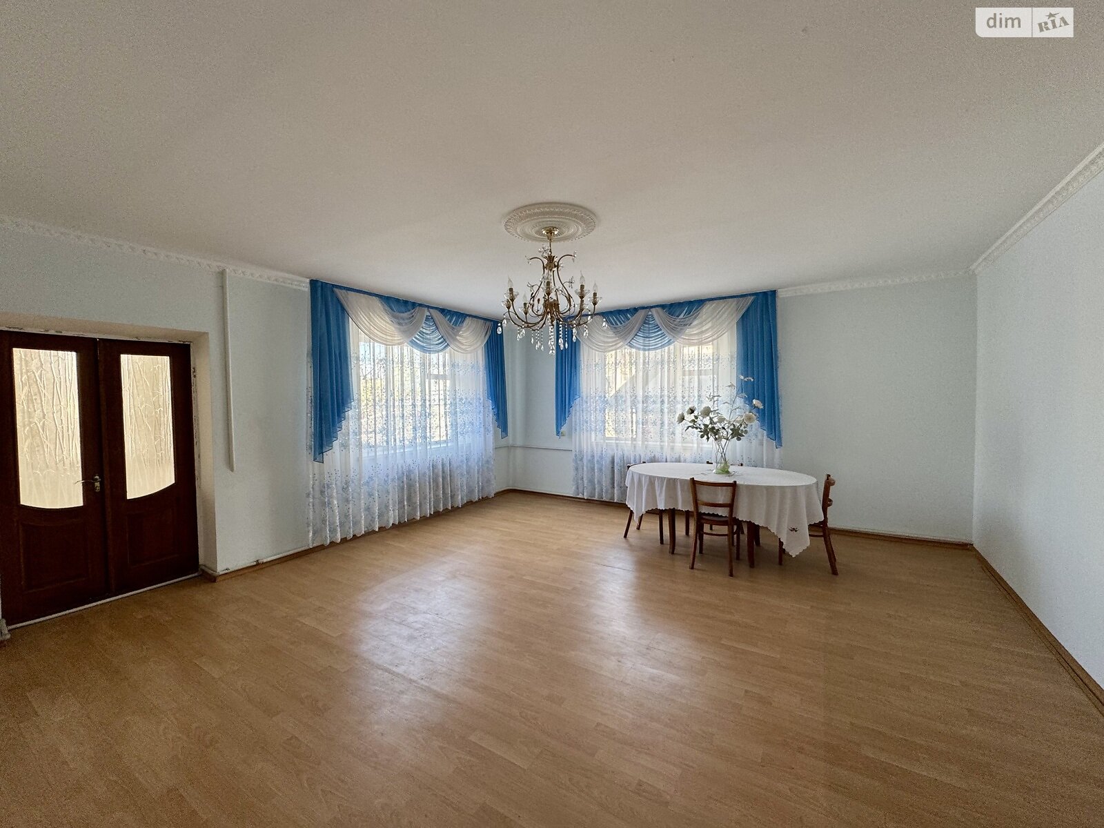 двоповерховий будинок, 230 кв. м, кирпич. Продаж у Шполі фото 1 двоповерховий будинок, 230 кв. м, кирпич. Продаж у Шполі фото 1