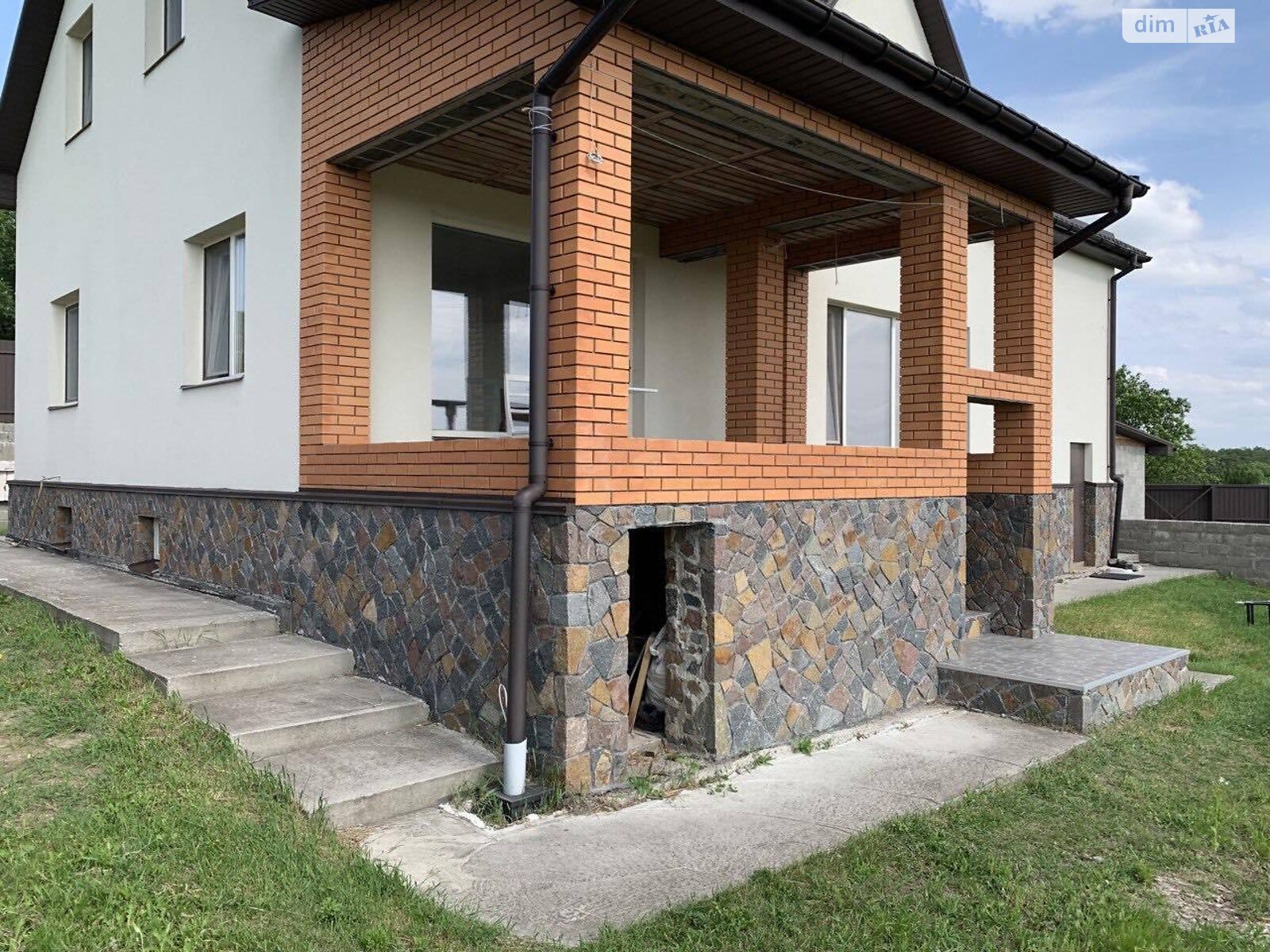 двоповерховий будинок з гаражем, 300 кв. м, газобетон. Продаж у Сидорах фото 1 двоповерховий будинок з гаражем, 300 кв. м, газобетон. Продаж у Сидорах фото 1