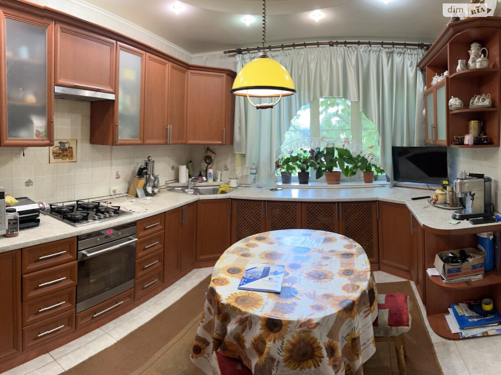 двухэтажный дом с отоплением, 162 кв. м, кирпич. Продажа в Синельникове район Синельниково фото 1 двухэтажный дом с отоплением, 162 кв. м, кирпич. Продажа в Синельникове район Синельниково фото 1