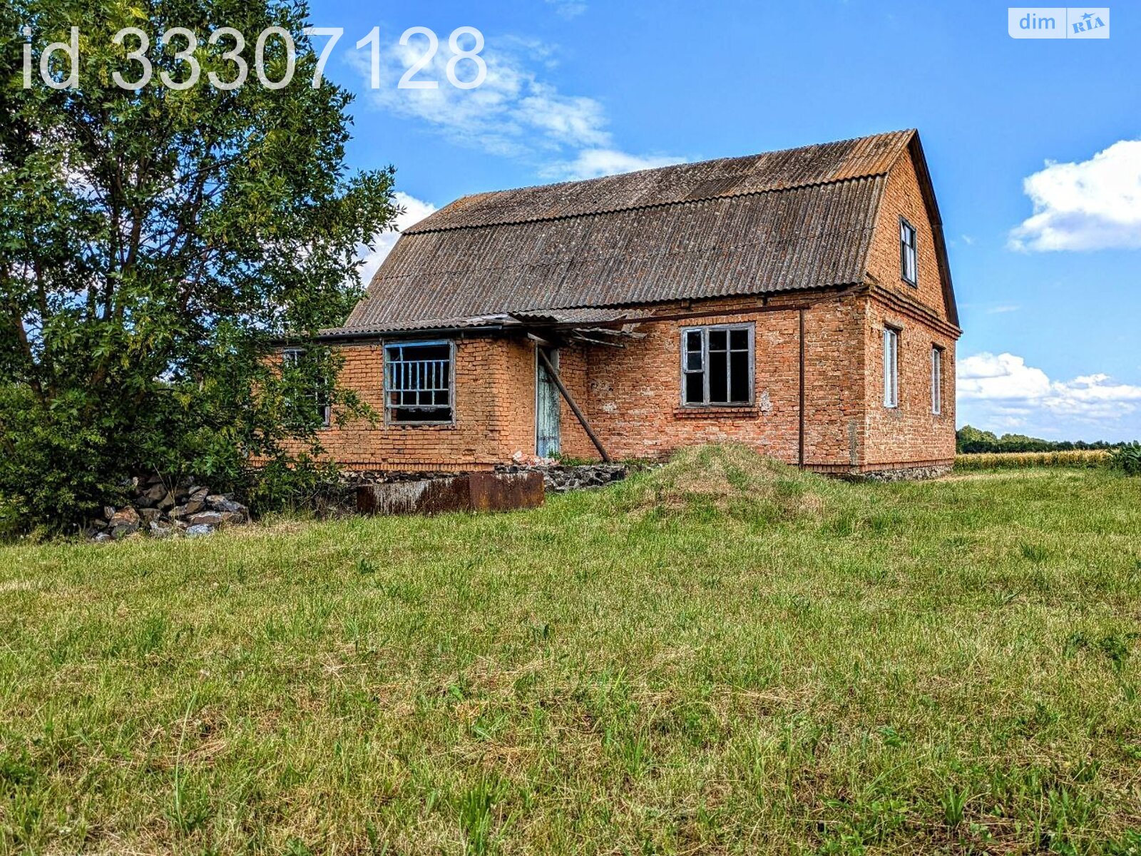 одноэтажный дом с верандой, 99.6 кв. м, кирпич. Продажа в Синеве фото 1