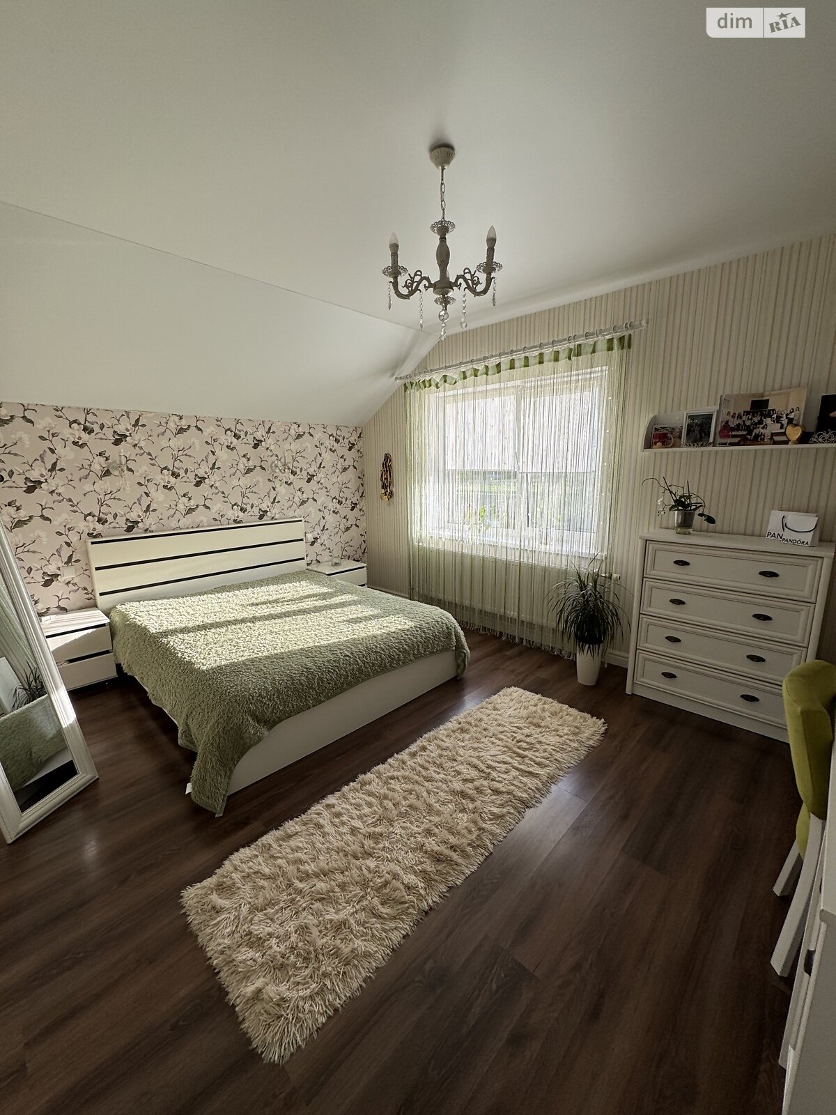 трехэтажный дом беседка, 160 кв. м, кирпич. Продажа в Сингуры фото 1 трехэтажный дом беседка, 160 кв. м, кирпич. Продажа в Сингуры фото 1