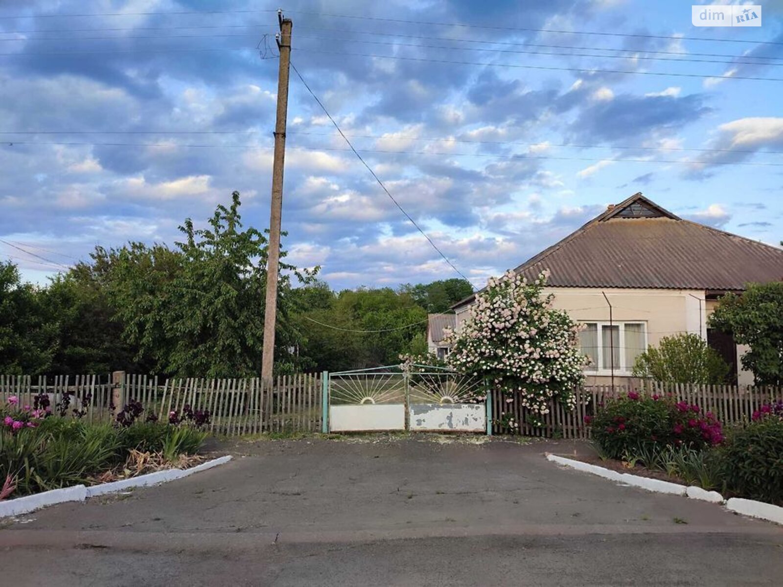 одноповерховий будинок з гаражем, 81.1 кв. м, цегла. Продаж у Синьки фото 1 одноповерховий будинок з гаражем, 81.1 кв. м, цегла. Продаж у Синьки фото 1