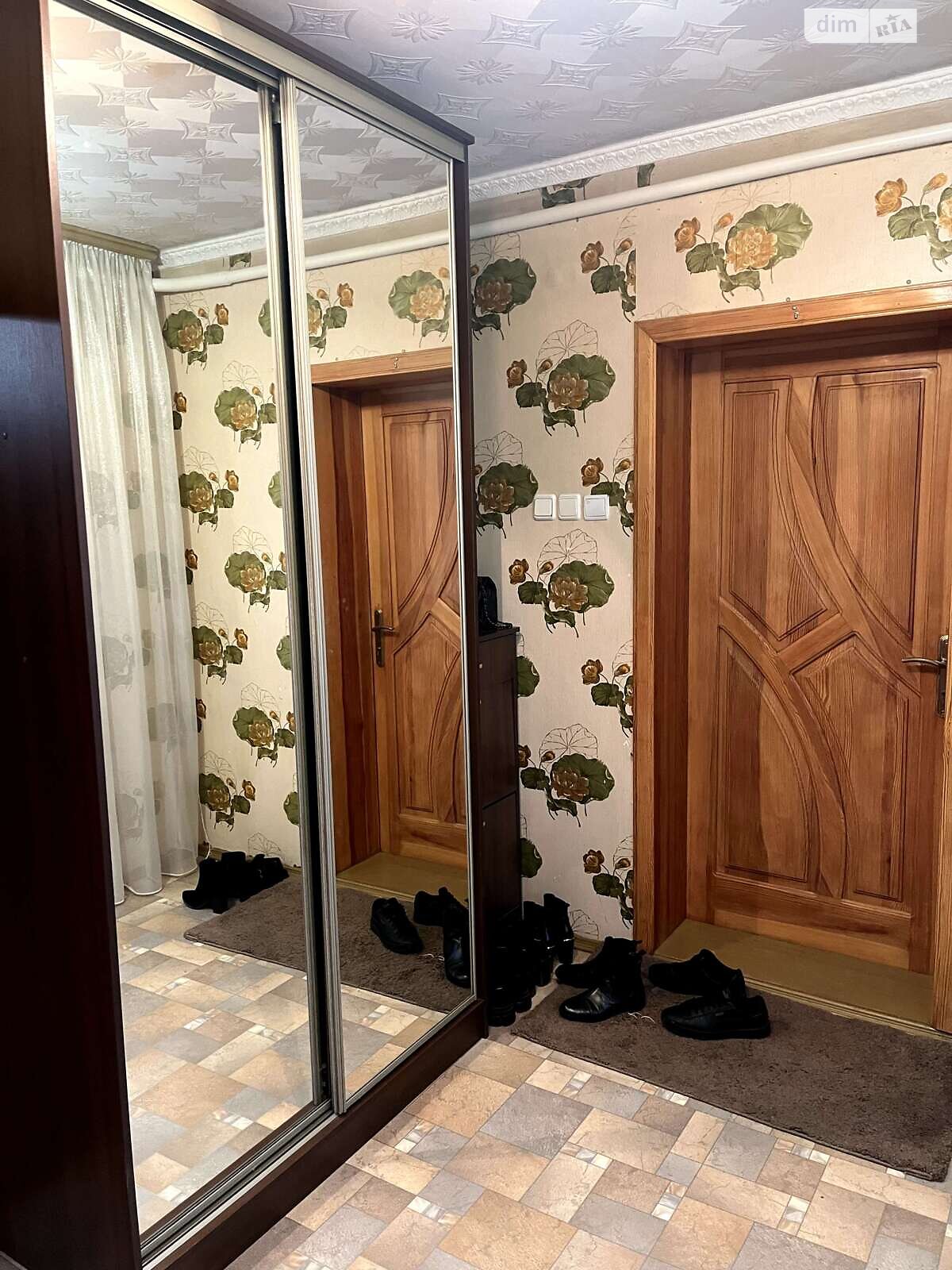 двухэтажный дом с верандой, 130 кв. м, кирпич. Продажа в Синяке фото 1 двухэтажный дом с верандой, 130 кв. м, кирпич. Продажа в Синяке фото 1