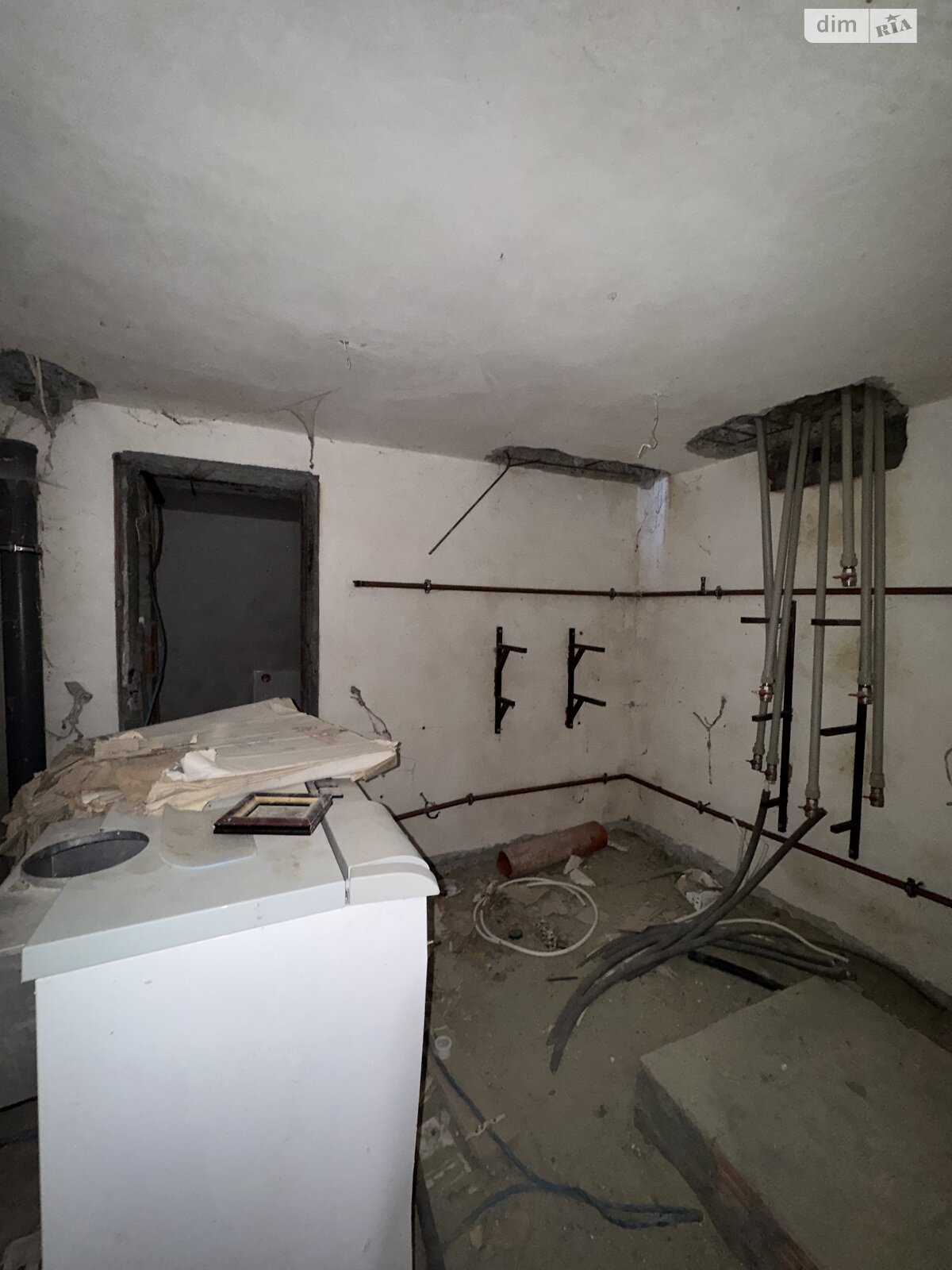 чотириповерховий будинок, 457.6 кв. м, цегла. Продаж у Синяку фото 1