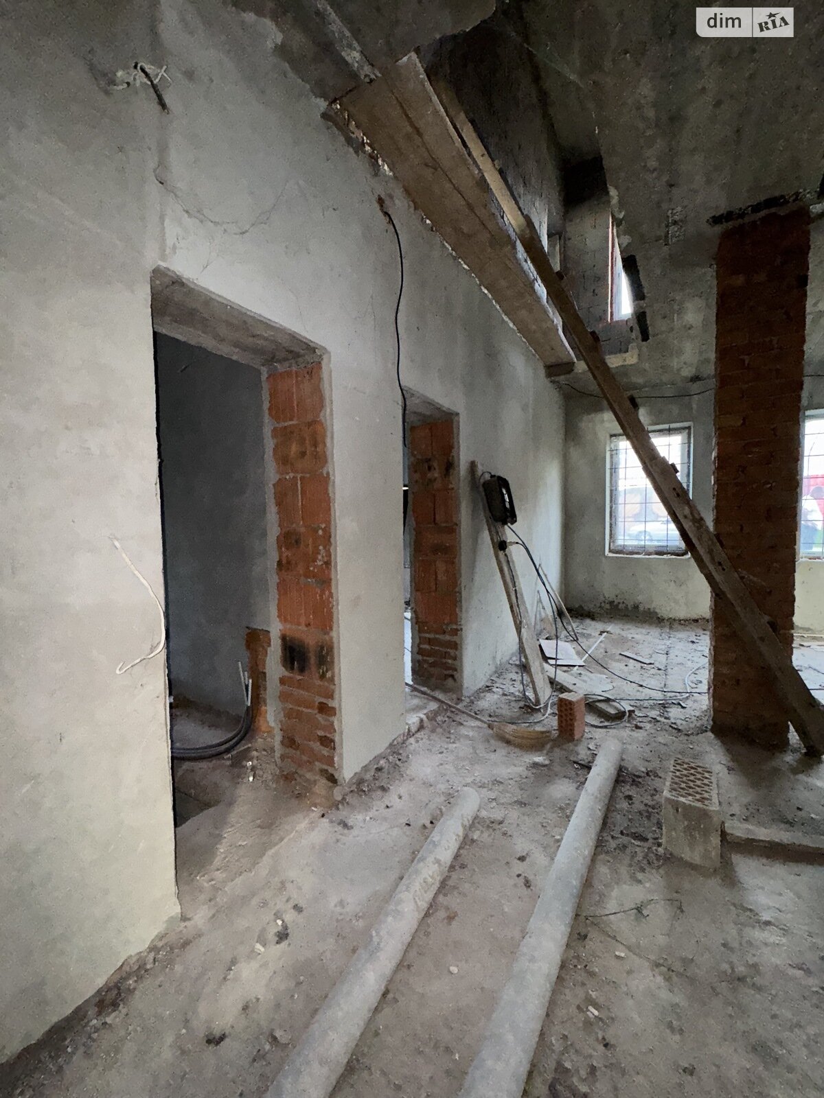 чотириповерховий будинок, 457.6 кв. м, цегла. Продаж у Синяку фото 1