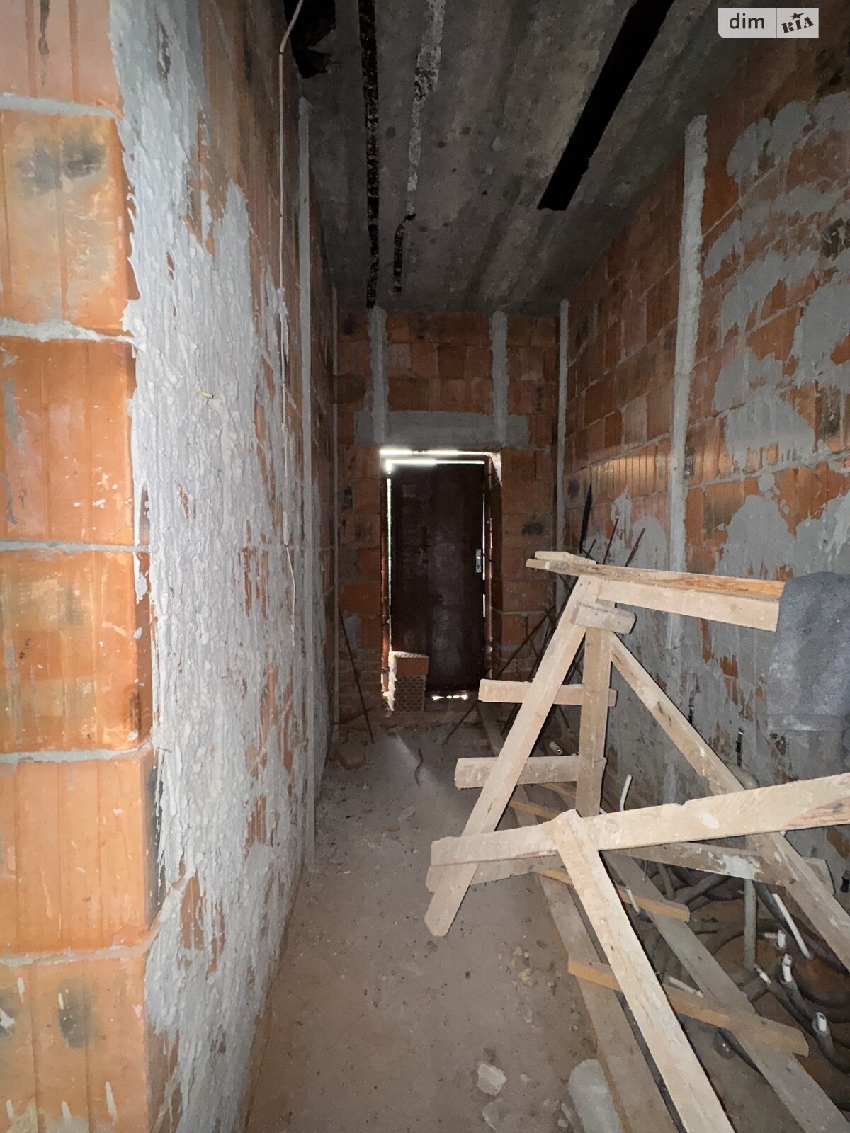 чотириповерховий будинок, 457.6 кв. м, цегла. Продаж у Синяку фото 1