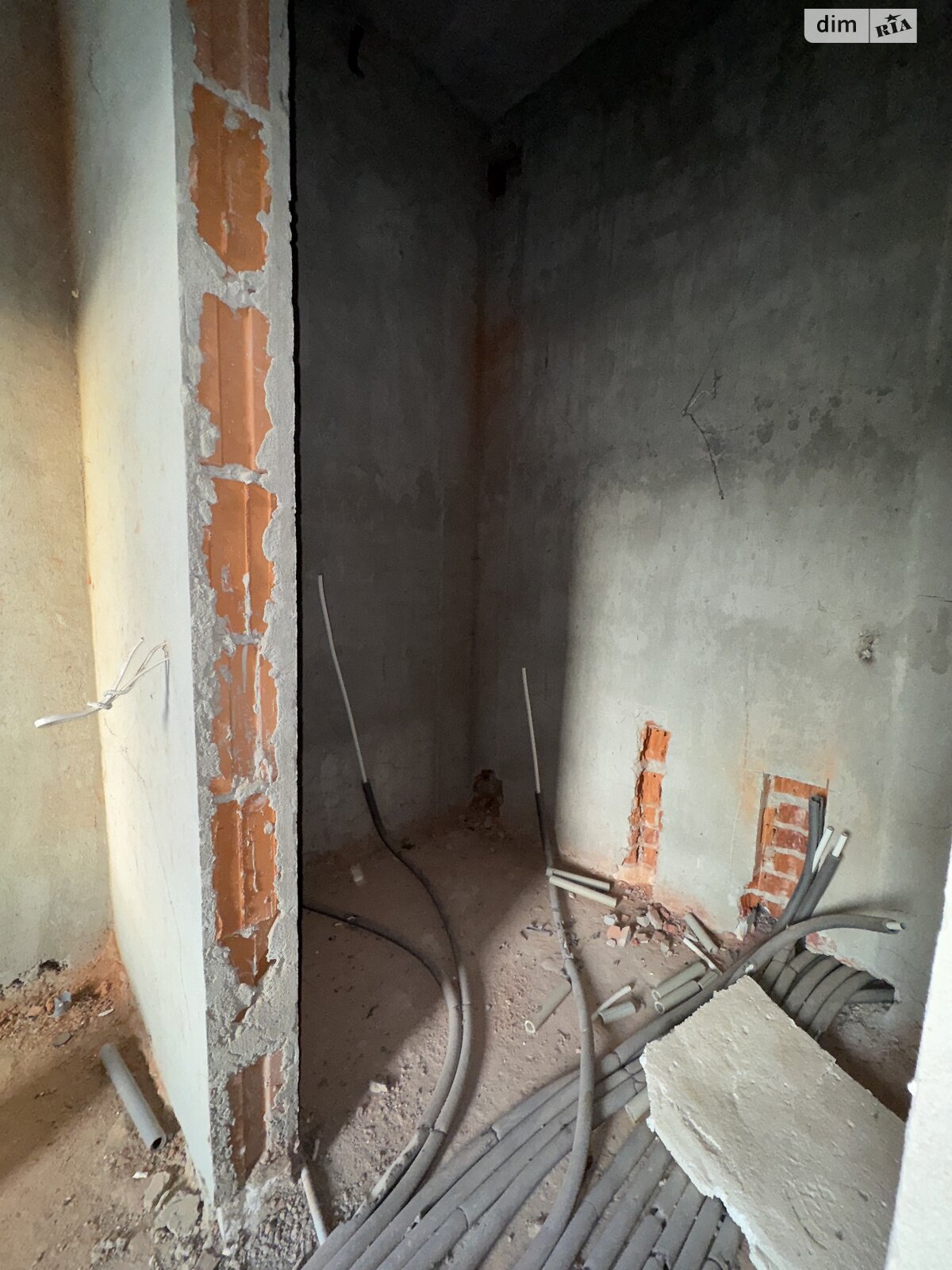 чотириповерховий будинок, 457.6 кв. м, цегла. Продаж у Синяку фото 1