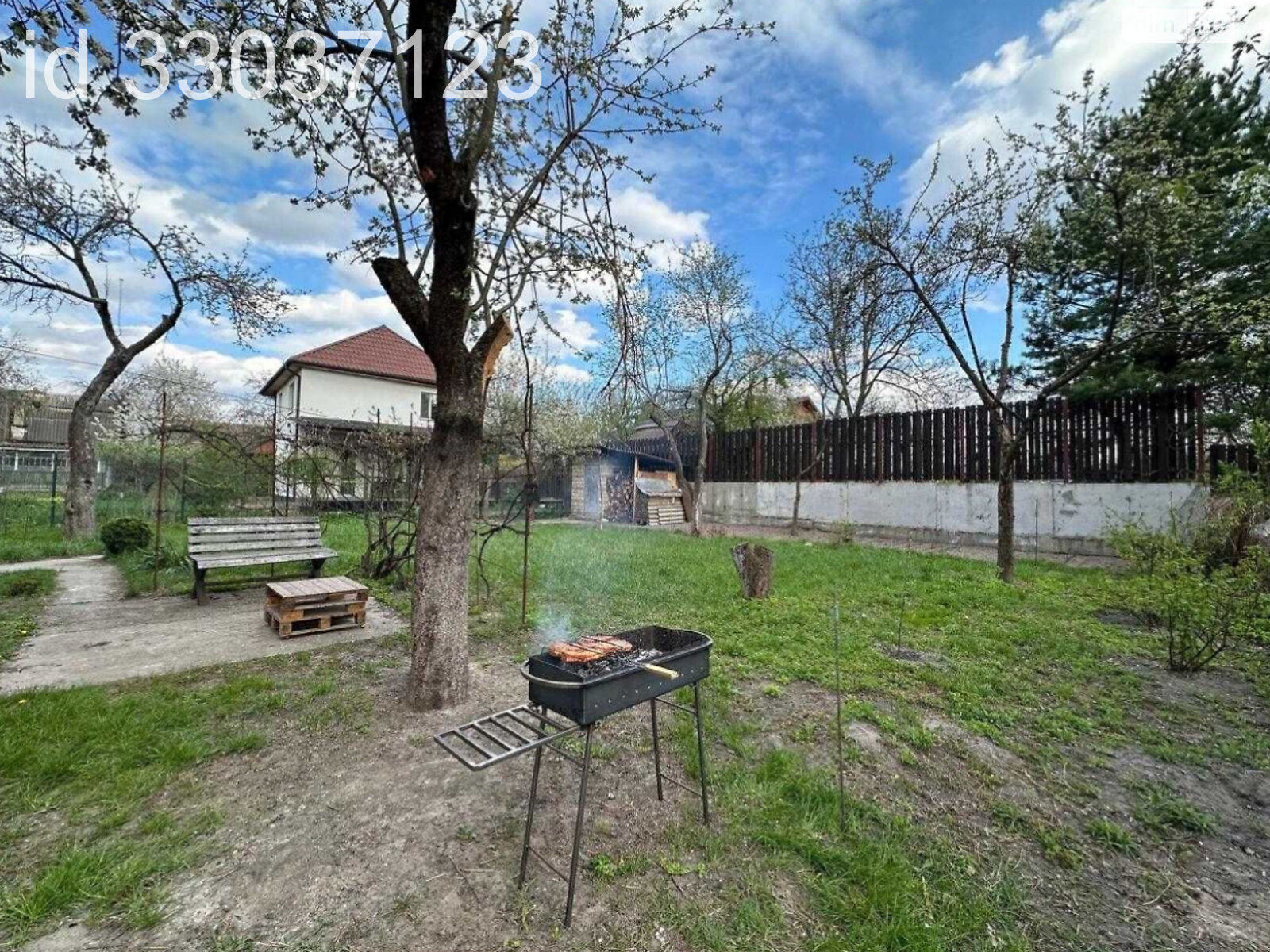 двухэтажный дом с отоплением, 120 кв. м, кирпич. Продажа в Скалате фото 1 двухэтажный дом с отоплением, 120 кв. м, кирпич. Продажа в Скалате фото 1