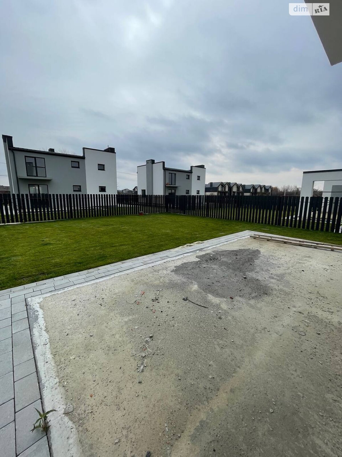 двухэтажный дом с отоплением, 144 кв. м, кирпич. Продажа в Скнилове фото 1 двухэтажный дом с отоплением, 144 кв. м, кирпич. Продажа в Скнилове фото 1