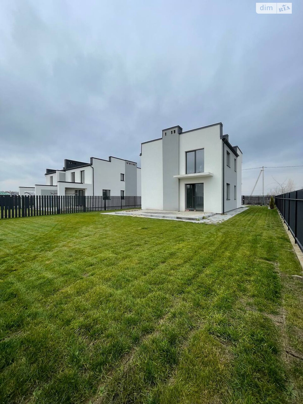 двухэтажный дом с отоплением, 144 кв. м, кирпич. Продажа в Скнилове фото 1 двухэтажный дом с отоплением, 144 кв. м, кирпич. Продажа в Скнилове фото 1