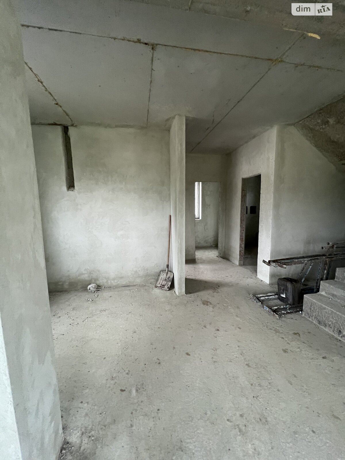 двухэтажный дом с балконом, 142 кв. м, кирпич. Продажа в Скнилове фото 1