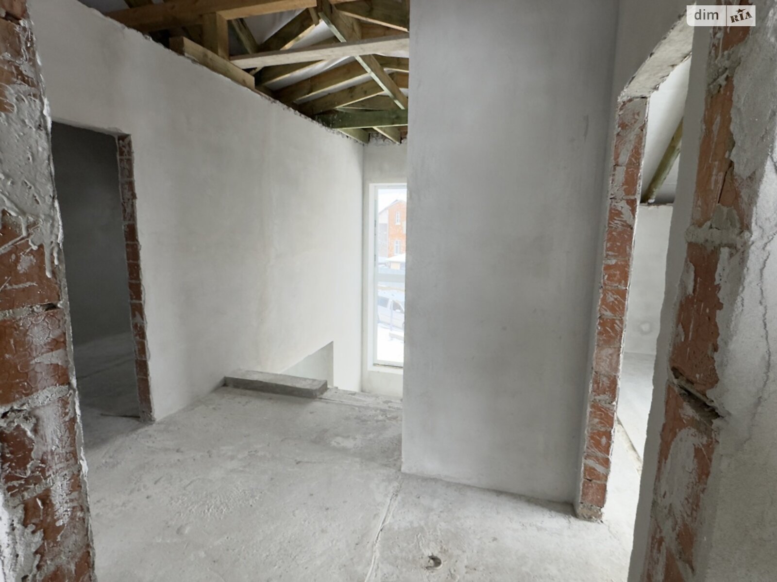 одноэтажный дом с гаражом, 145 кв. м, кирпич. Продажа в Скнилове фото 1