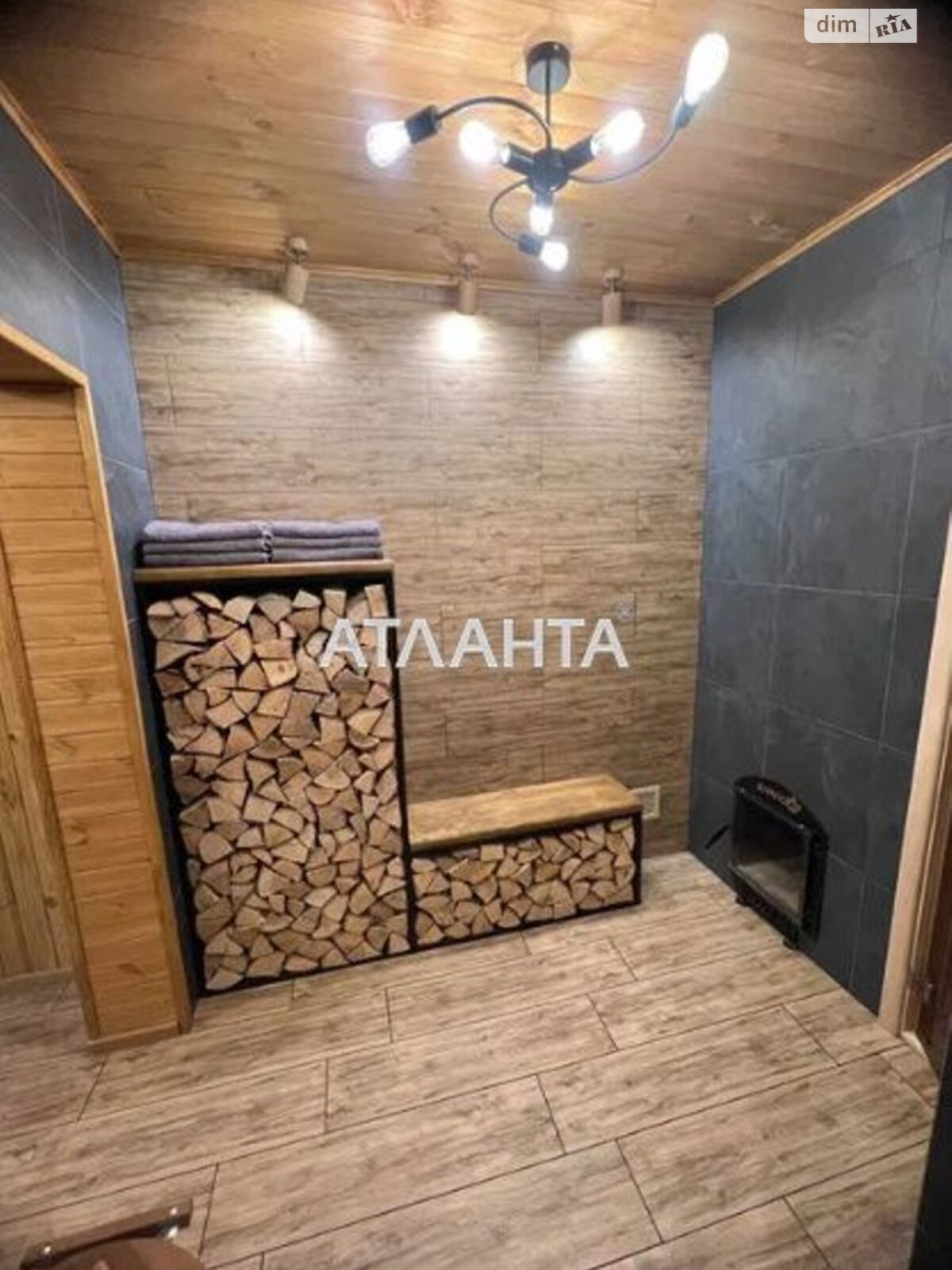 одноповерховий будинок, 301 кв. м, кирпич. Продаж у Славному фото 1