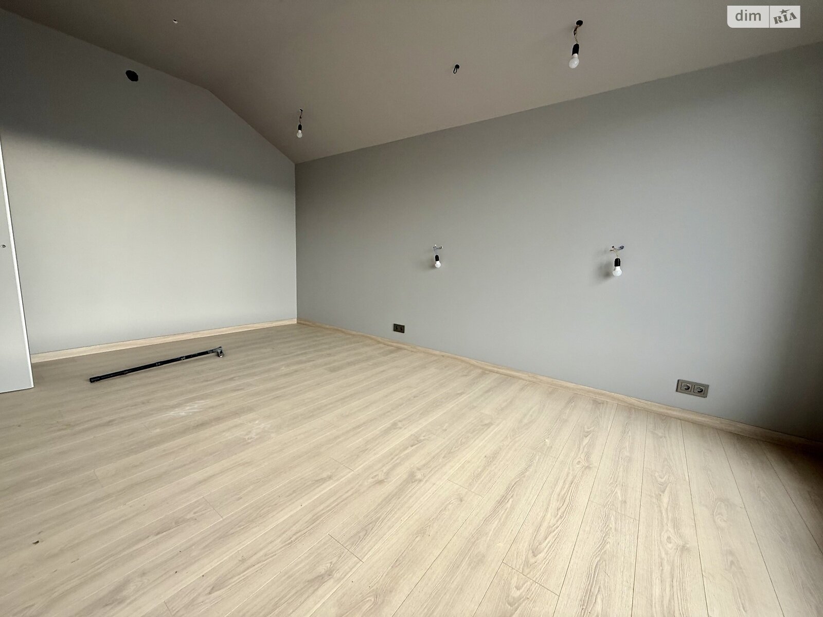 двухэтажный дом с гаражом, 134 кв. м, кирпич. Продажа в Славском фото 1