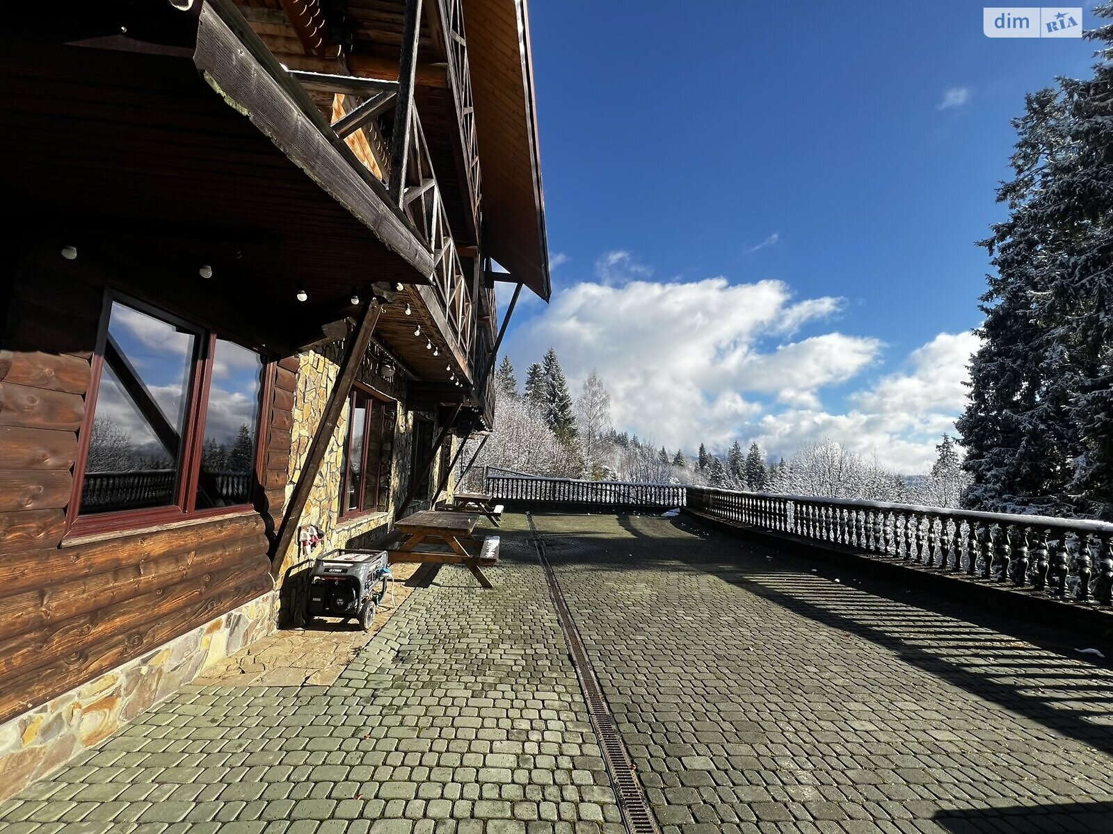 трехэтажный дом беседка, 461.9 кв. м, кирпич. Продажа в Славском фото 1 трехэтажный дом беседка, 461.9 кв. м, кирпич. Продажа в Славском фото 1