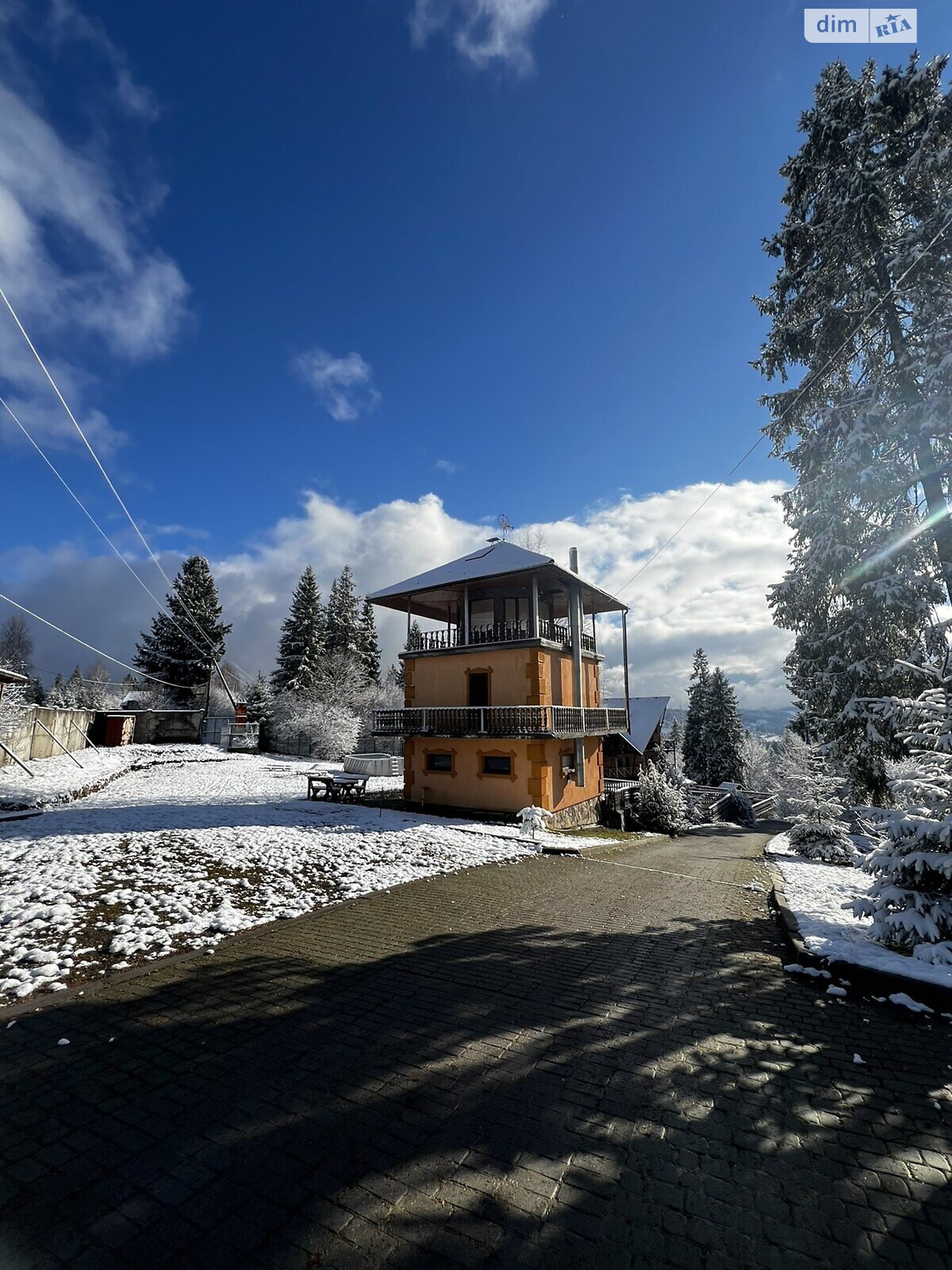 трехэтажный дом беседка, 461.9 кв. м, кирпич. Продажа в Славском фото 1 трехэтажный дом беседка, 461.9 кв. м, кирпич. Продажа в Славском фото 1