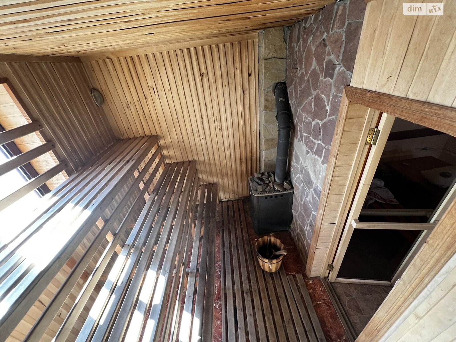 трехэтажный дом беседка, 461.9 кв. м, кирпич. Продажа в Славском фото 1 трехэтажный дом беседка, 461.9 кв. м, кирпич. Продажа в Славском фото 1