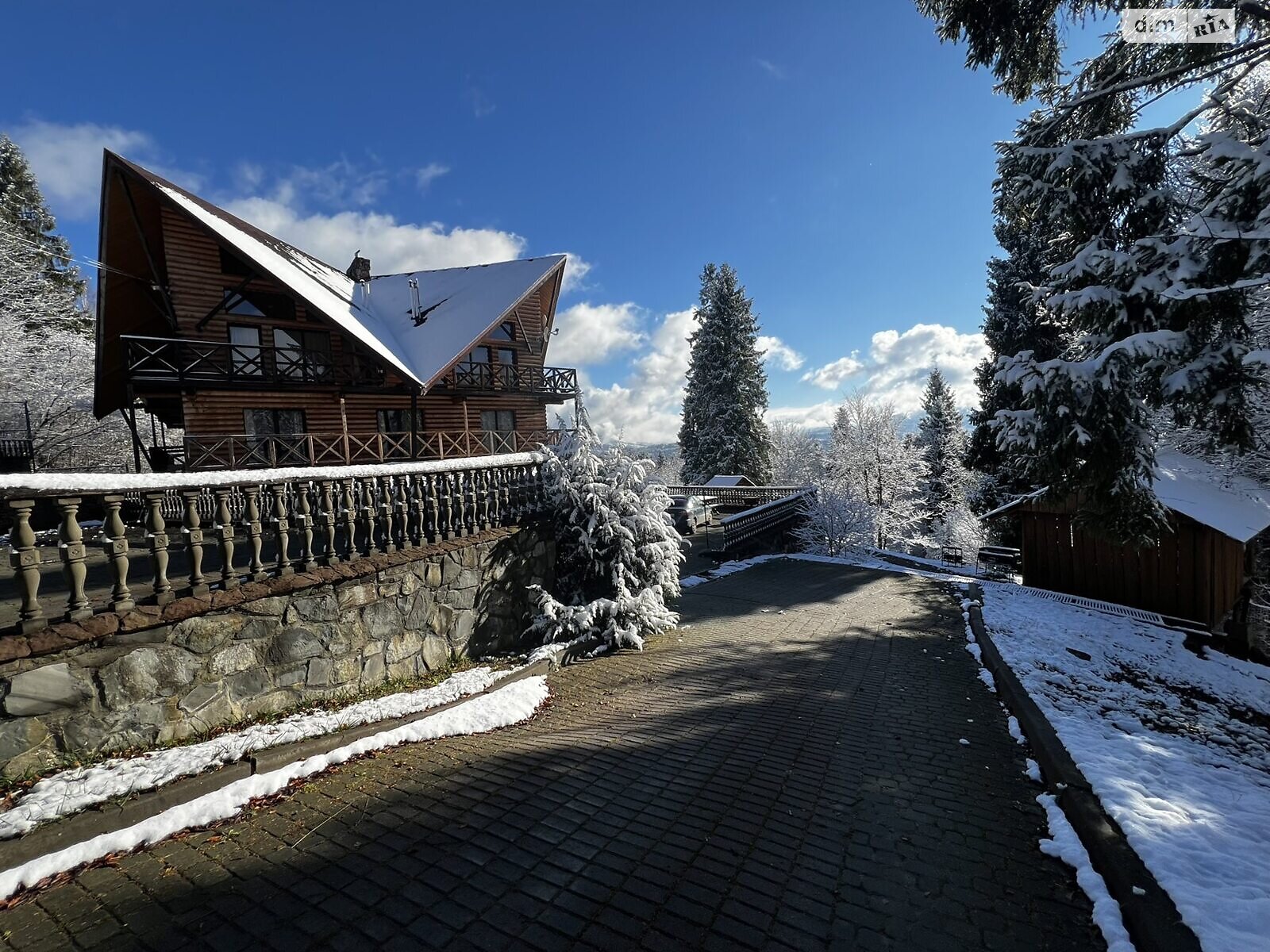 трехэтажный дом беседка, 461.9 кв. м, кирпич. Продажа в Славском фото 1 трехэтажный дом беседка, 461.9 кв. м, кирпич. Продажа в Славском фото 1