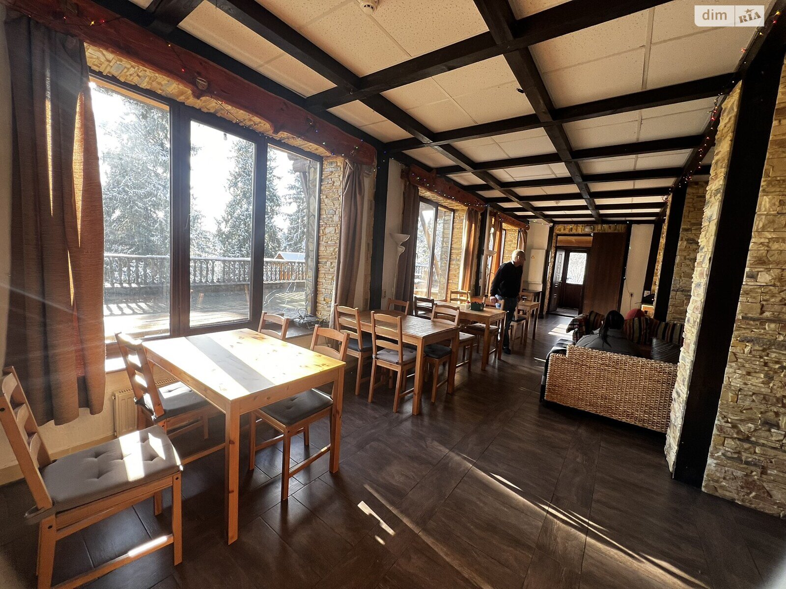 трехэтажный дом беседка, 461.9 кв. м, кирпич. Продажа в Славском фото 1 трехэтажный дом беседка, 461.9 кв. м, кирпич. Продажа в Славском фото 1