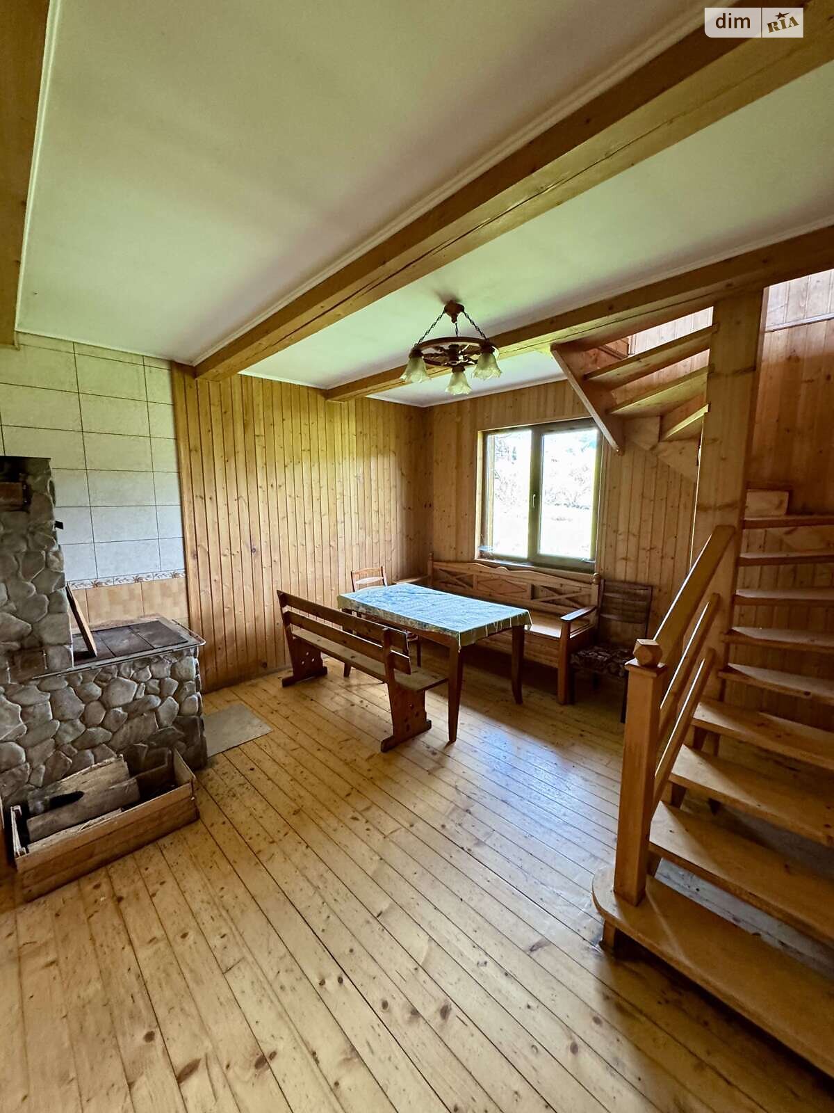 триповерховий будинок з опаленням, 300 кв. м, цегла. Продаж у Славському фото 1 триповерховий будинок з опаленням, 300 кв. м, цегла. Продаж у Славському фото 1