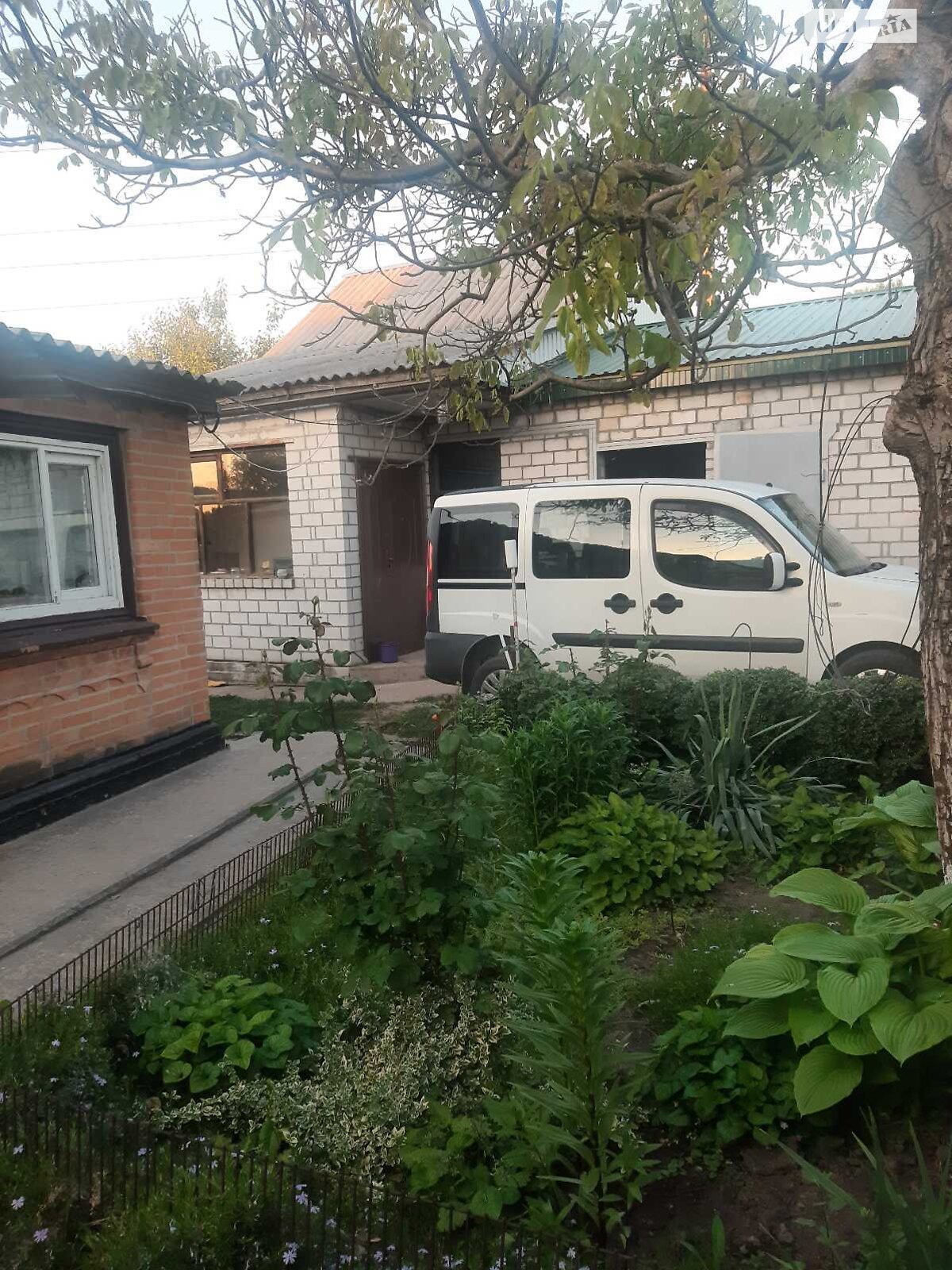 одноповерховий будинок з гаражем, 52 кв. м, цегла. Продаж у Слободі фото 1 одноповерховий будинок з гаражем, 52 кв. м, цегла. Продаж у Слободі фото 1