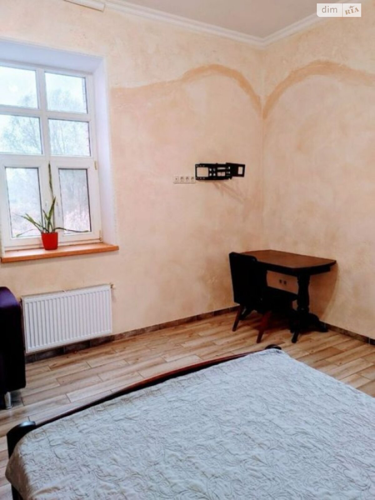 трехэтажный дом, 720 кв. м, кирпич. Продажа в Слободе фото 1 трехэтажный дом, 720 кв. м, кирпич. Продажа в Слободе фото 1