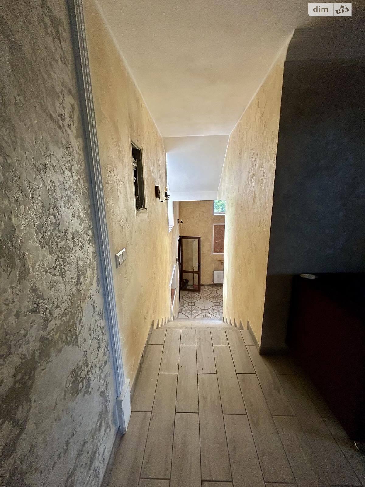 трехэтажный дом, 724 кв. м, керамический блок. Продажа в Слободе фото 1 трехэтажный дом, 724 кв. м, керамический блок. Продажа в Слободе фото 1