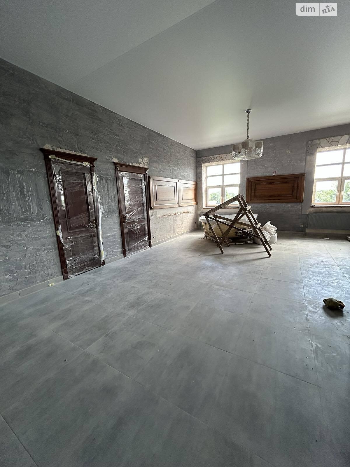 трехэтажный дом, 724 кв. м, керамический блок. Продажа в Слободе фото 1 трехэтажный дом, 724 кв. м, керамический блок. Продажа в Слободе фото 1