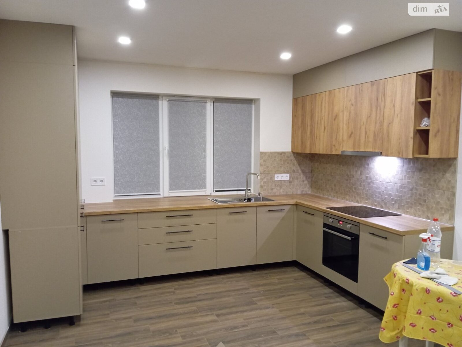 двоповерховий будинок з гаражем, 90.8 кв. м, газобетон. Продаж у Слободі фото 1