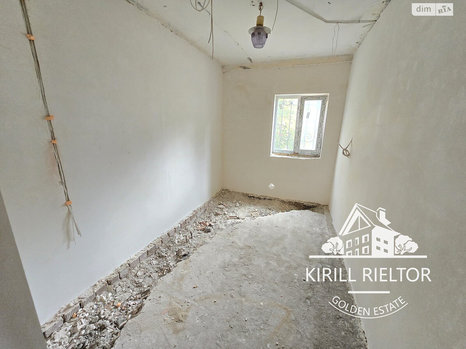 двухэтажный дом с балконом, 166.6 кв. м, блочно-кирпичный. Продажа в Слобожанском фото 1