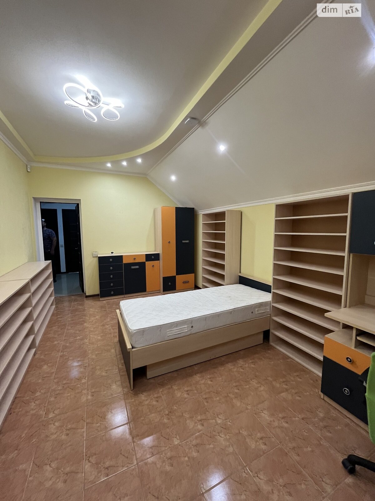 двоповерховий будинок з верандою, 240 кв. м, цегла саманна. Продаж у Слобожанському фото 1 двоповерховий будинок з верандою, 240 кв. м, цегла саманна. Продаж у Слобожанському фото 1