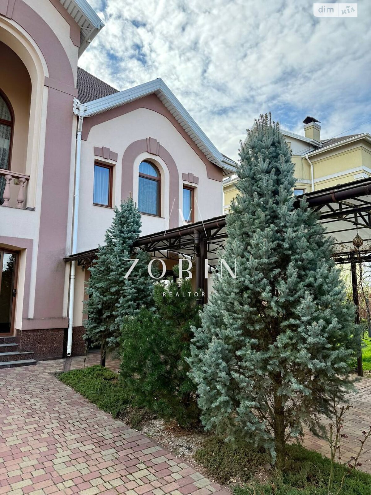 триповерховий будинок з гаражем, 368 кв. м, цегла. Продаж у Слобожанському фото 1 триповерховий будинок з гаражем, 368 кв. м, цегла. Продаж у Слобожанському фото 1