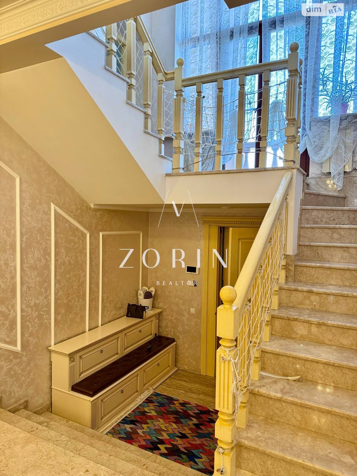 триповерховий будинок з гаражем, 368 кв. м, цегла. Продаж у Слобожанському фото 1 триповерховий будинок з гаражем, 368 кв. м, цегла. Продаж у Слобожанському фото 1