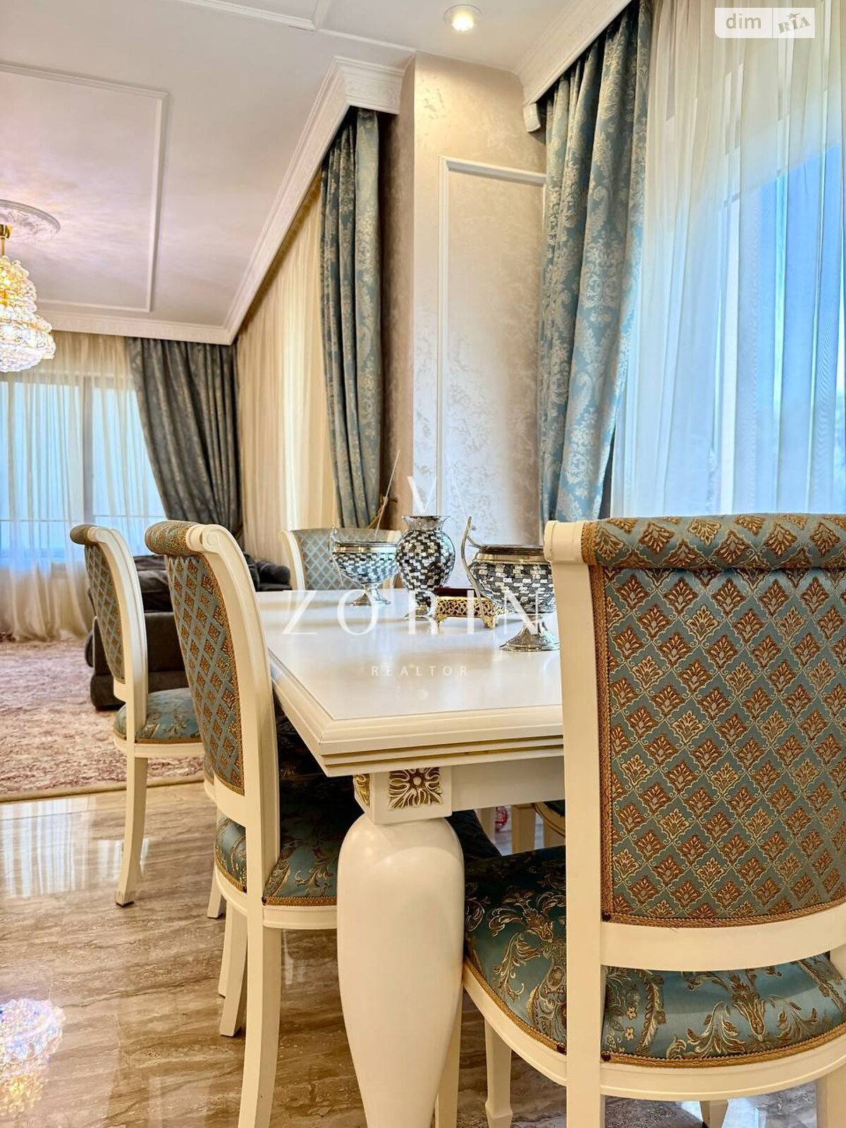 триповерховий будинок з гаражем, 368 кв. м, цегла. Продаж у Слобожанському фото 1 триповерховий будинок з гаражем, 368 кв. м, цегла. Продаж у Слобожанському фото 1