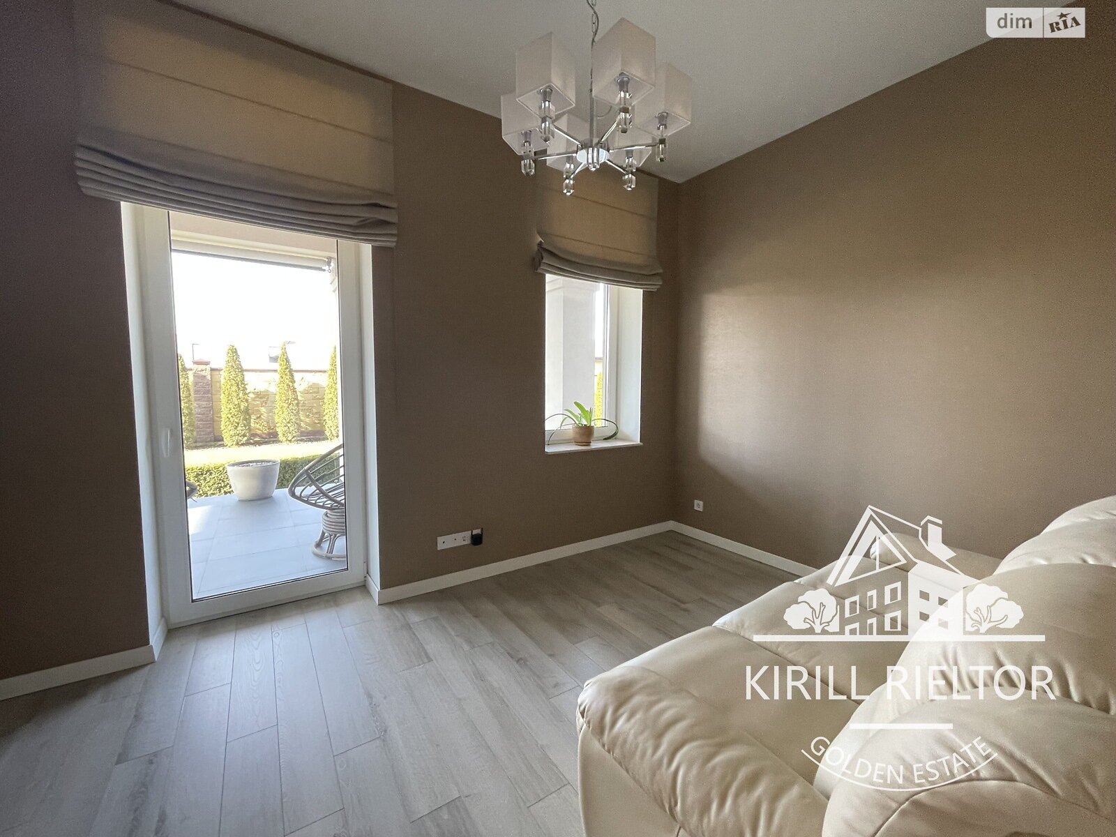 двухэтажный дом с балконом, 292 кв. м, кирпич. Продажа в Слобожанском фото 1 двухэтажный дом с балконом, 292 кв. м, кирпич. Продажа в Слобожанском фото 1